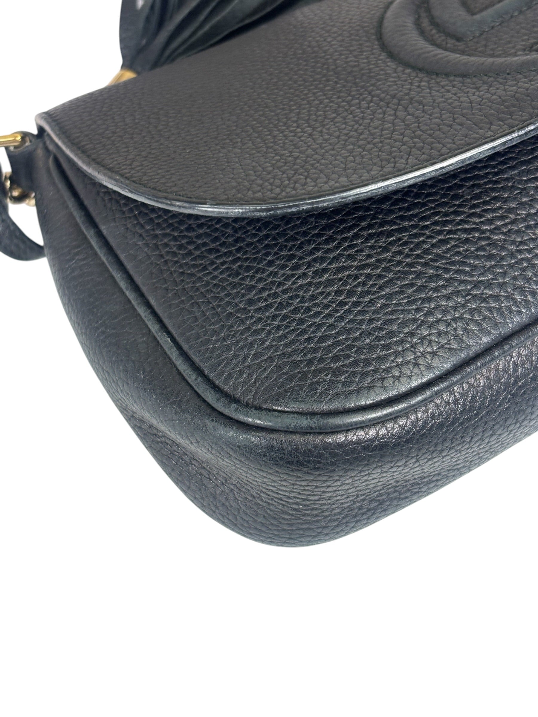 Gucci Black Pebbled Leather Soho Chain Flap Crossbody Bag