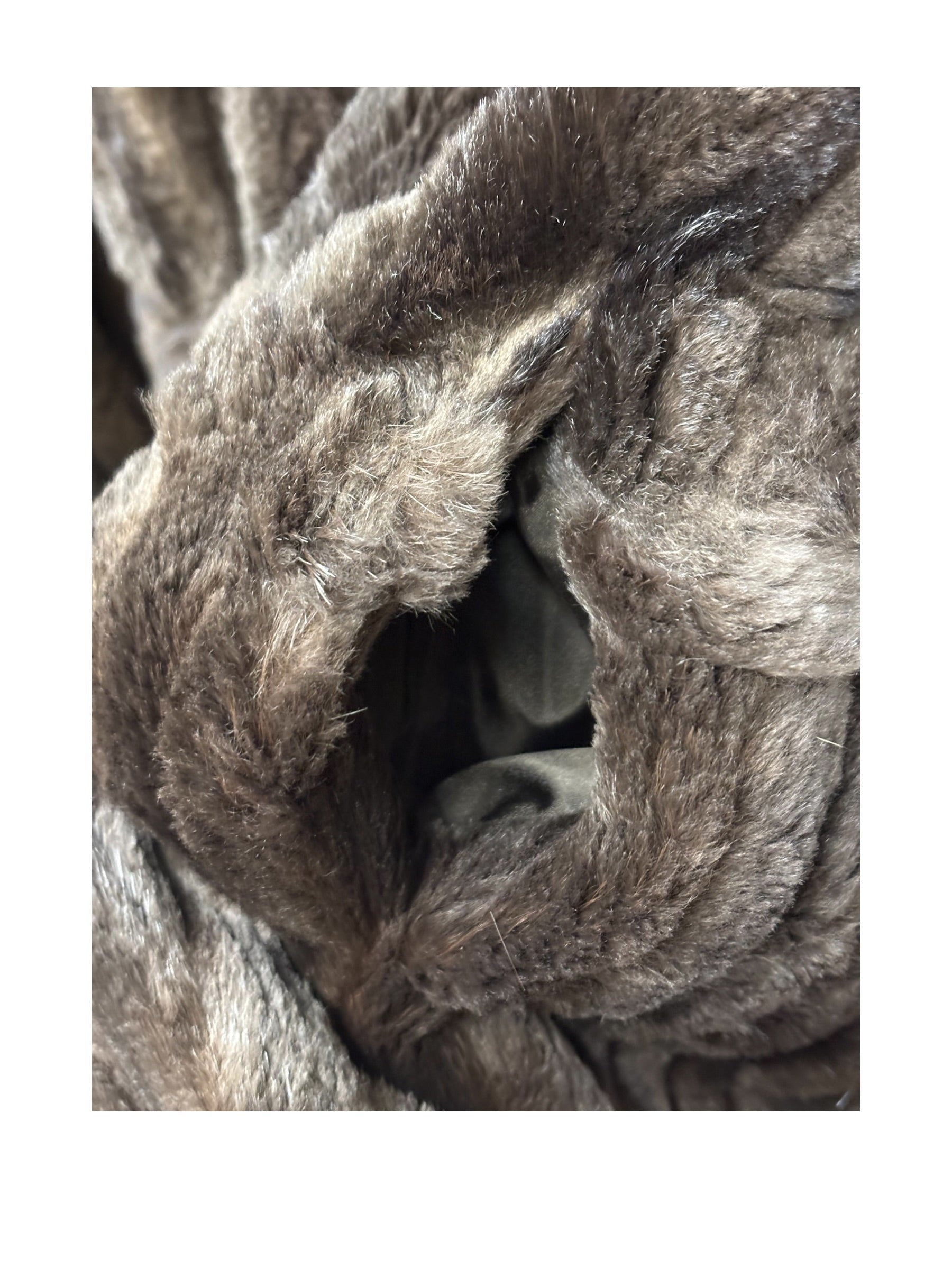 Jfa Nissin Brown Mink Fur Trim Chinchilla Fur Coat
