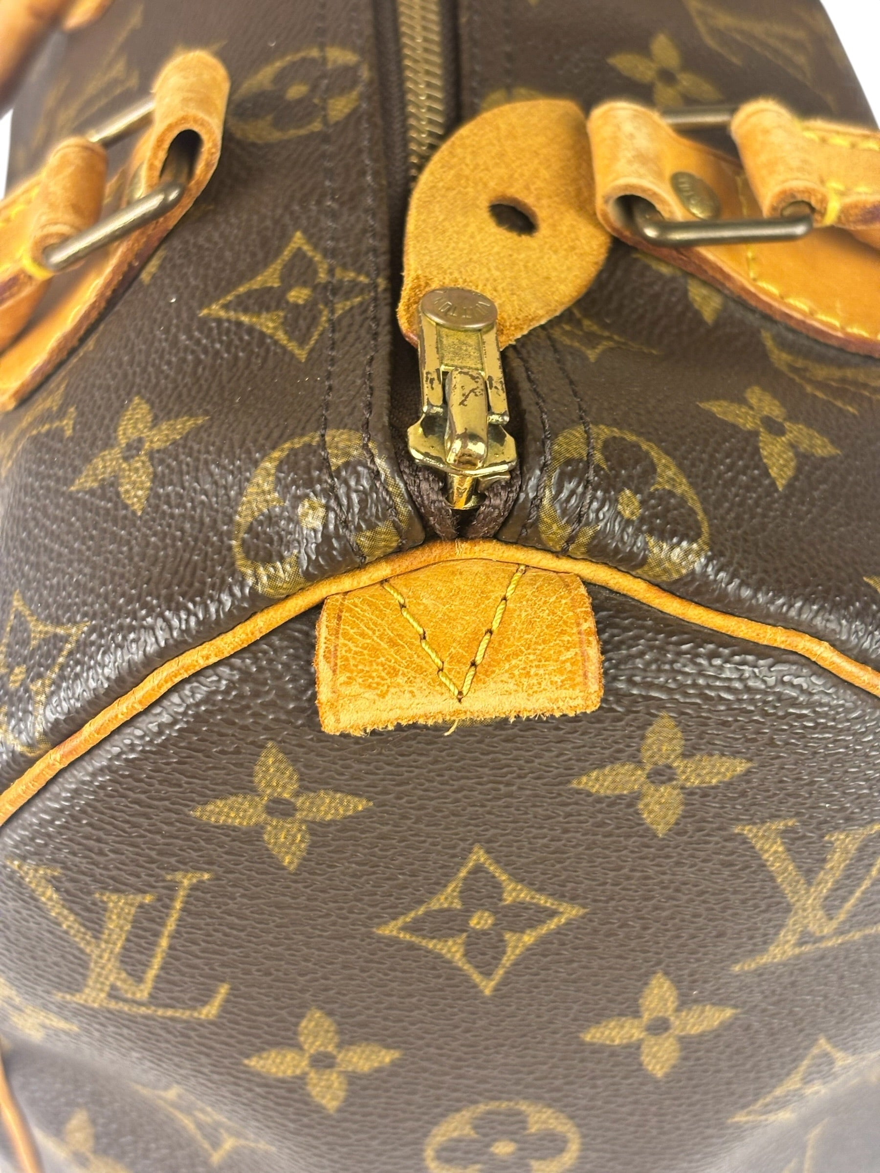 Louis Vuitton Monogram Speedy 25