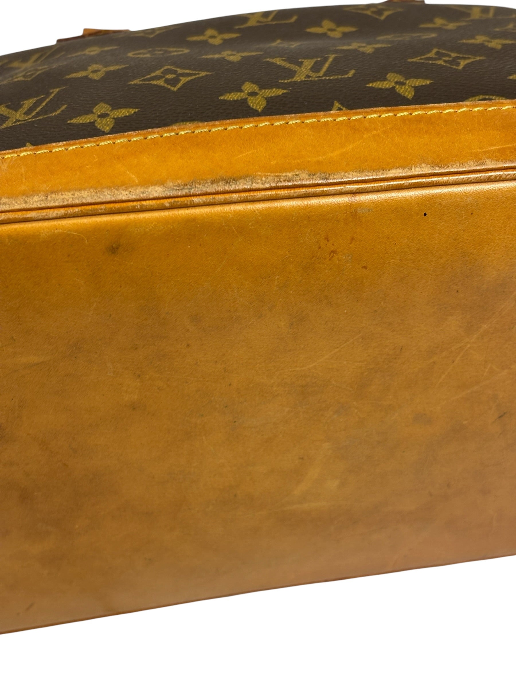 Louis Vuitton Monogram Alma Handbag PM