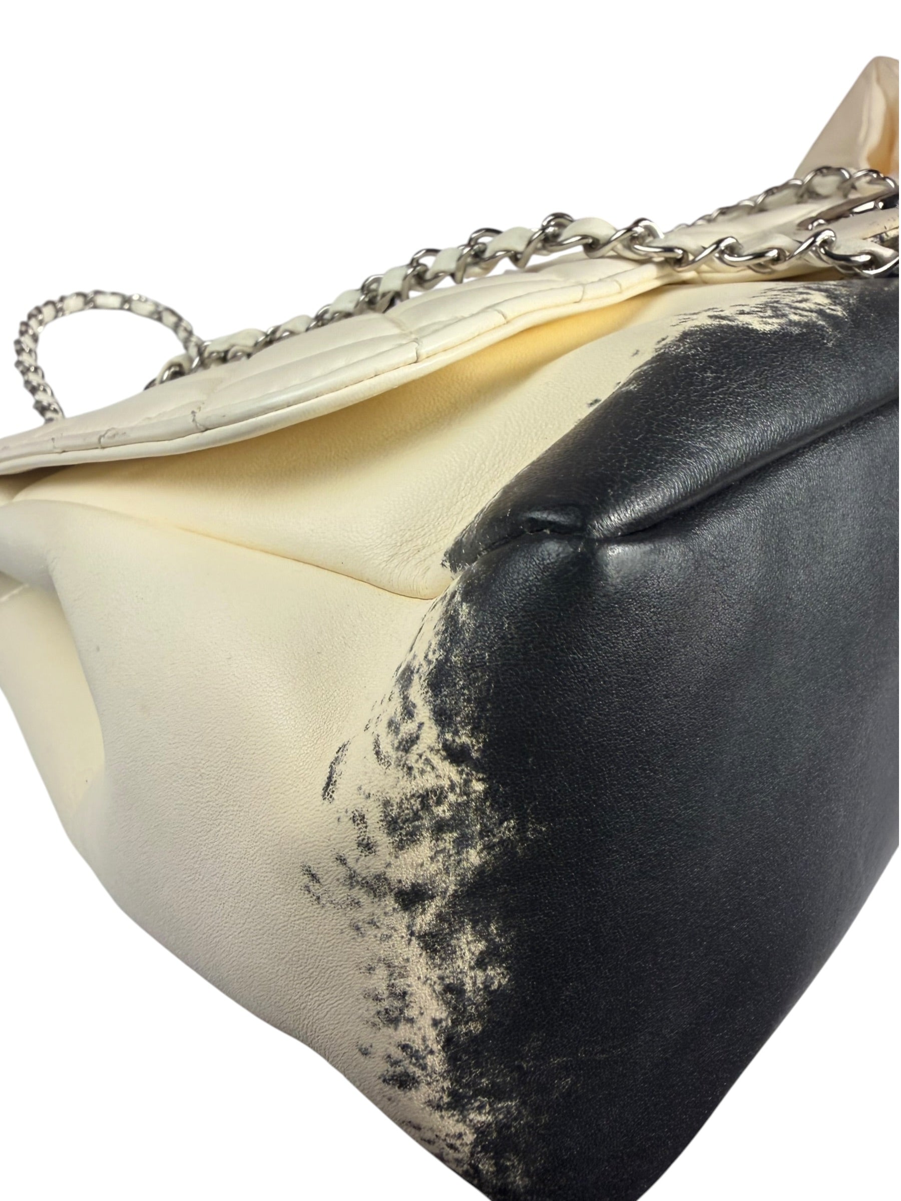 Chanel White Quilted Leather Blizzard Zip Flap-Shoulder Bag 2010