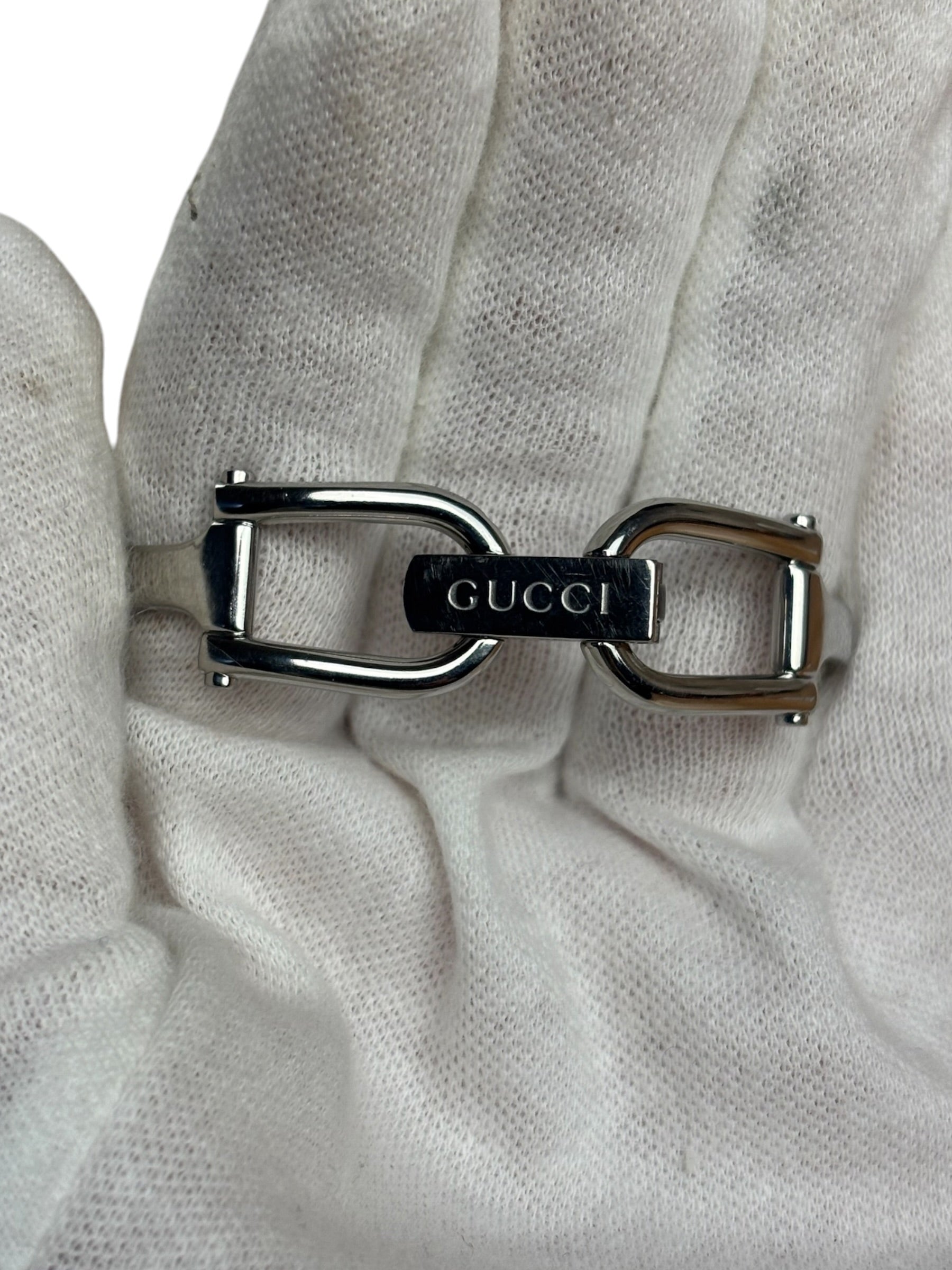Gucci 1500L Silver Dial Bangle Watch