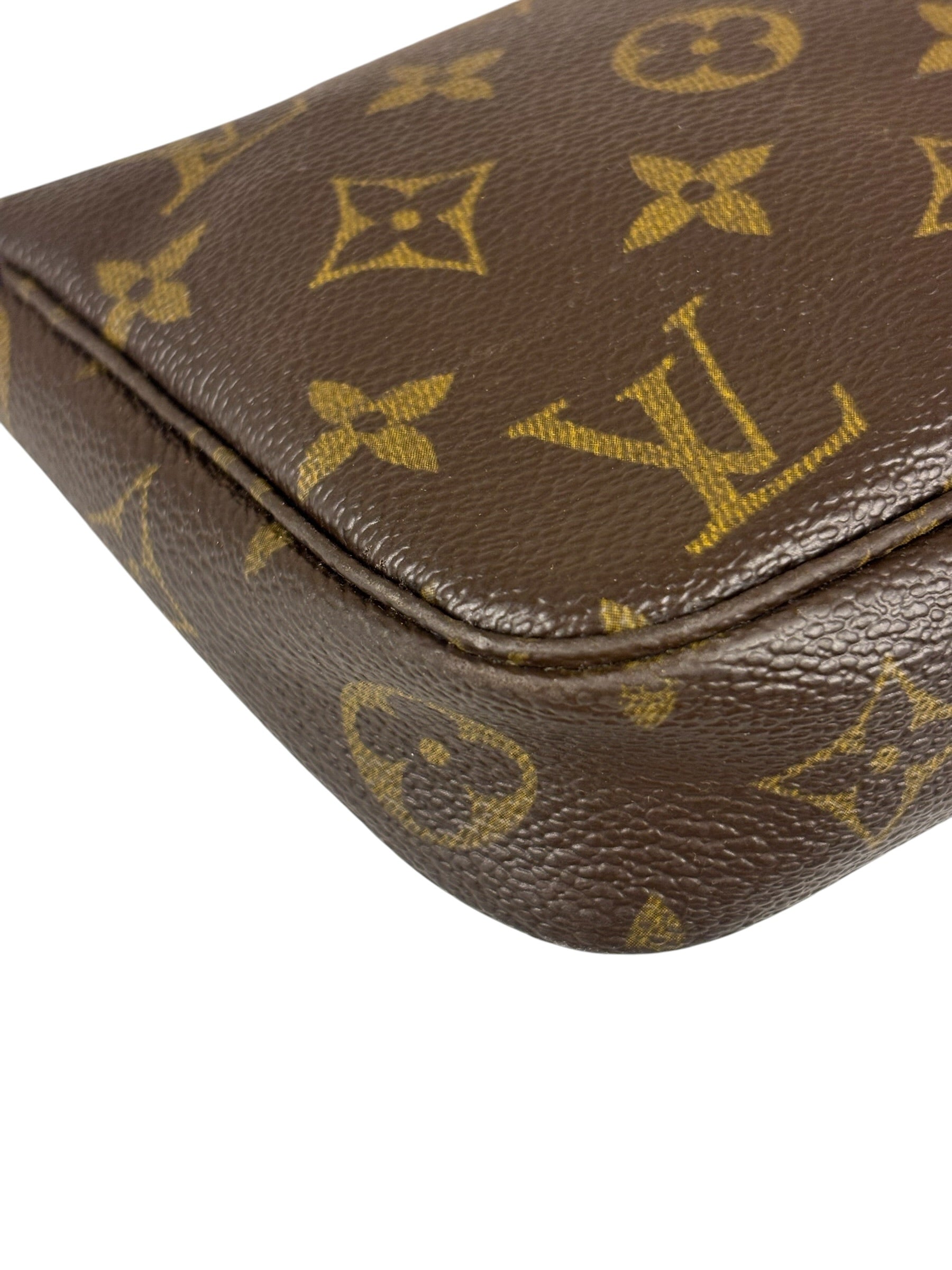 Louis Vuitton Vintage Monogram Pochette