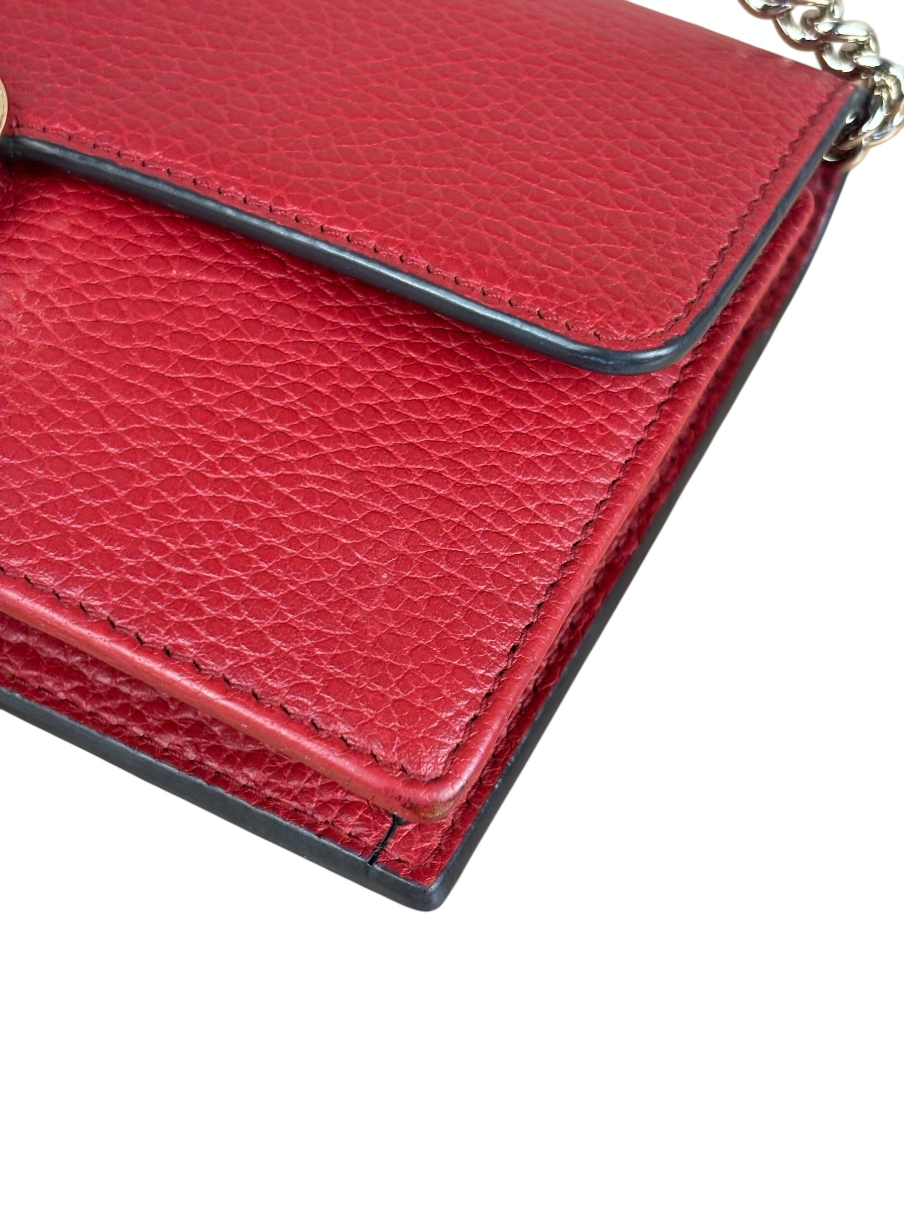 Gucci Red Interlocking G Wallet on Chain