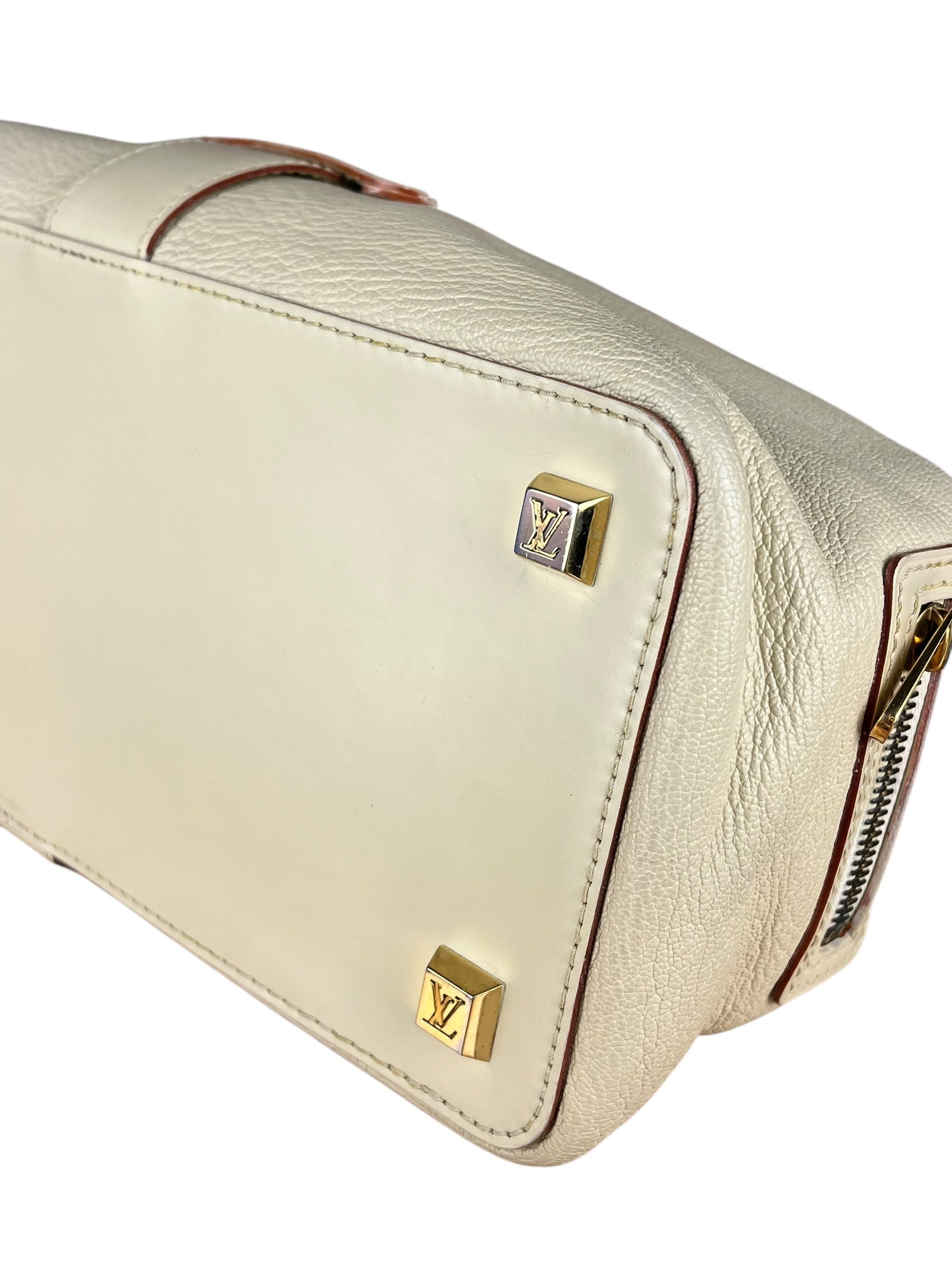 Louis Vuitton L'Lingenieux Suhali Leather