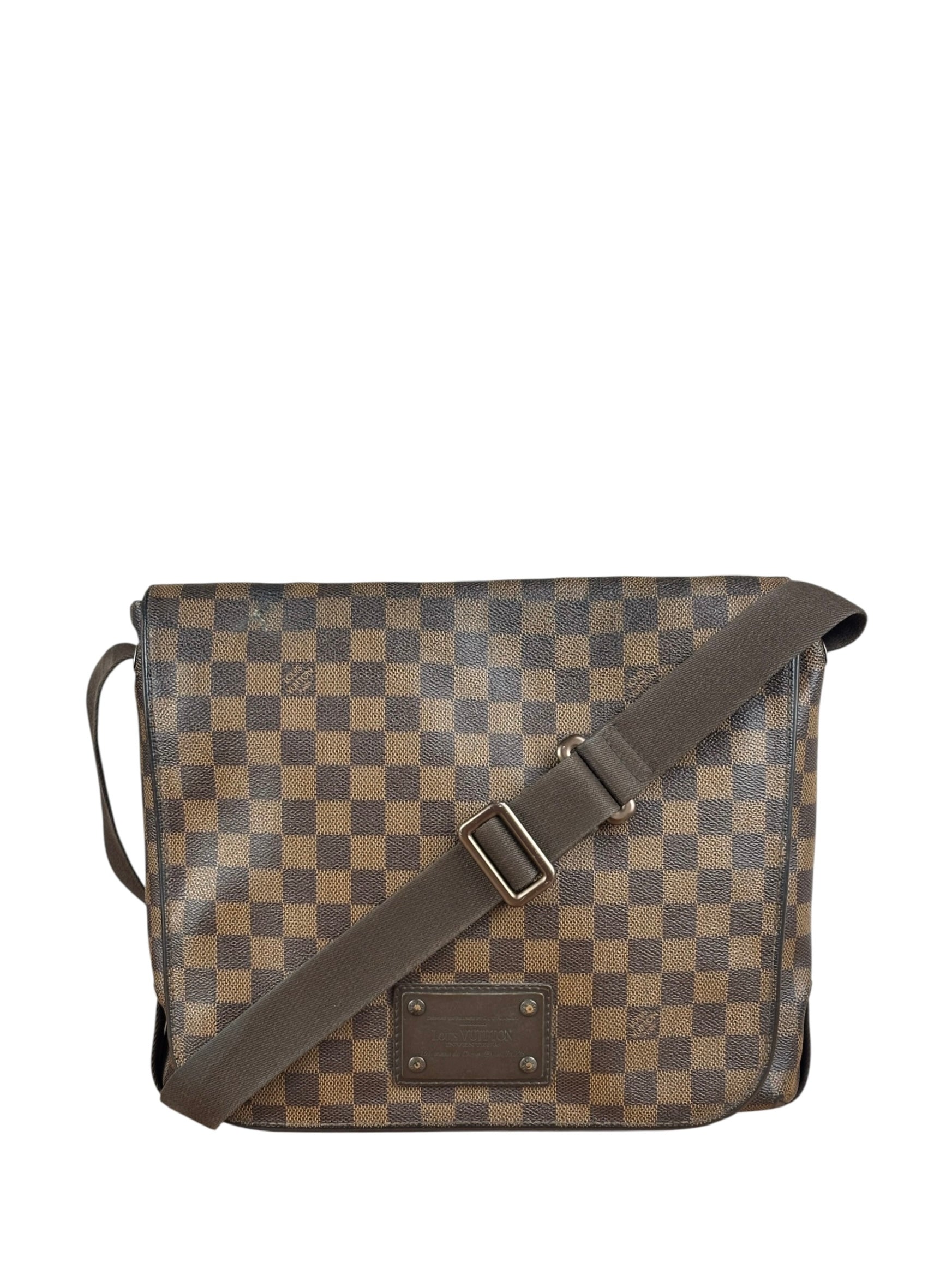 Louis Vuitton Damier Ebene Messenger Shoulder Bag