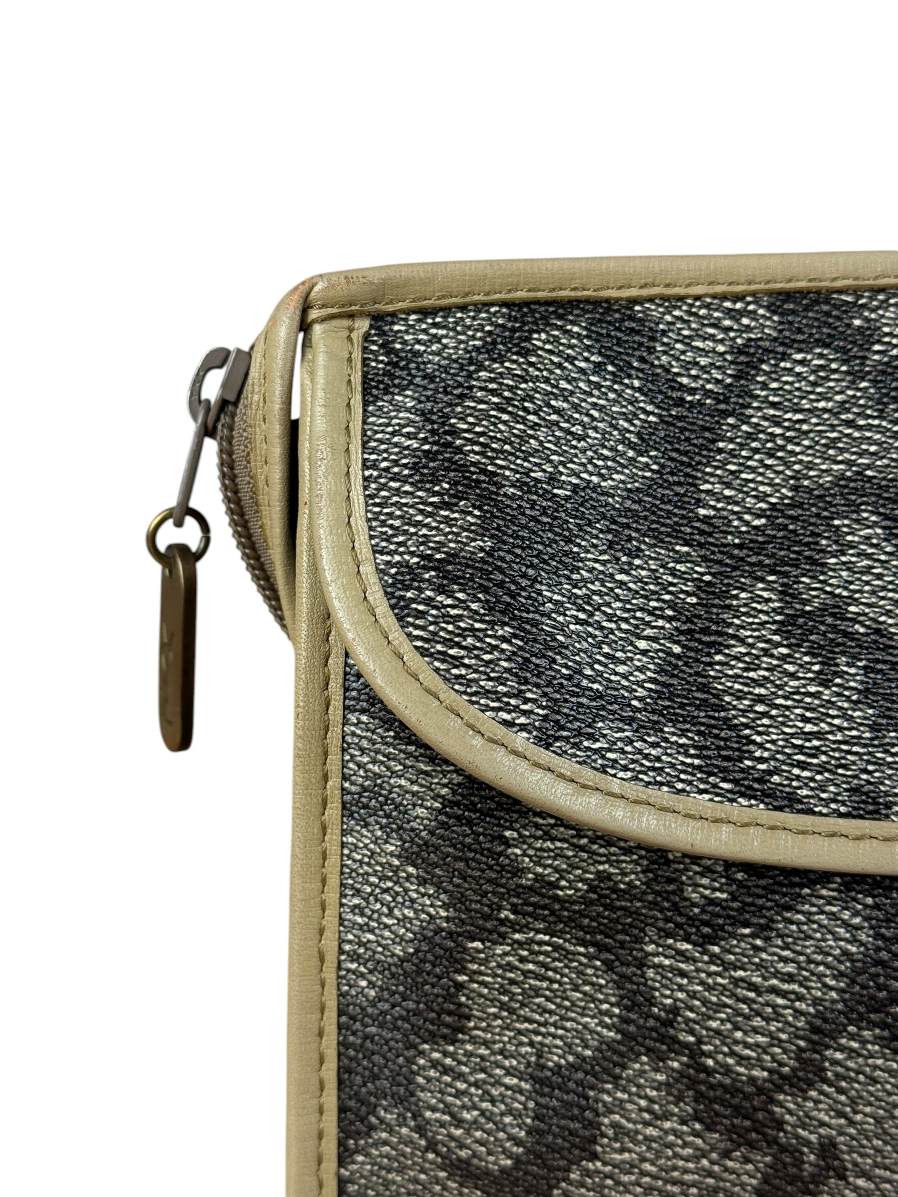 Yves Saint Lauren Vintage Gray Giraffe Printed Leather Clutch