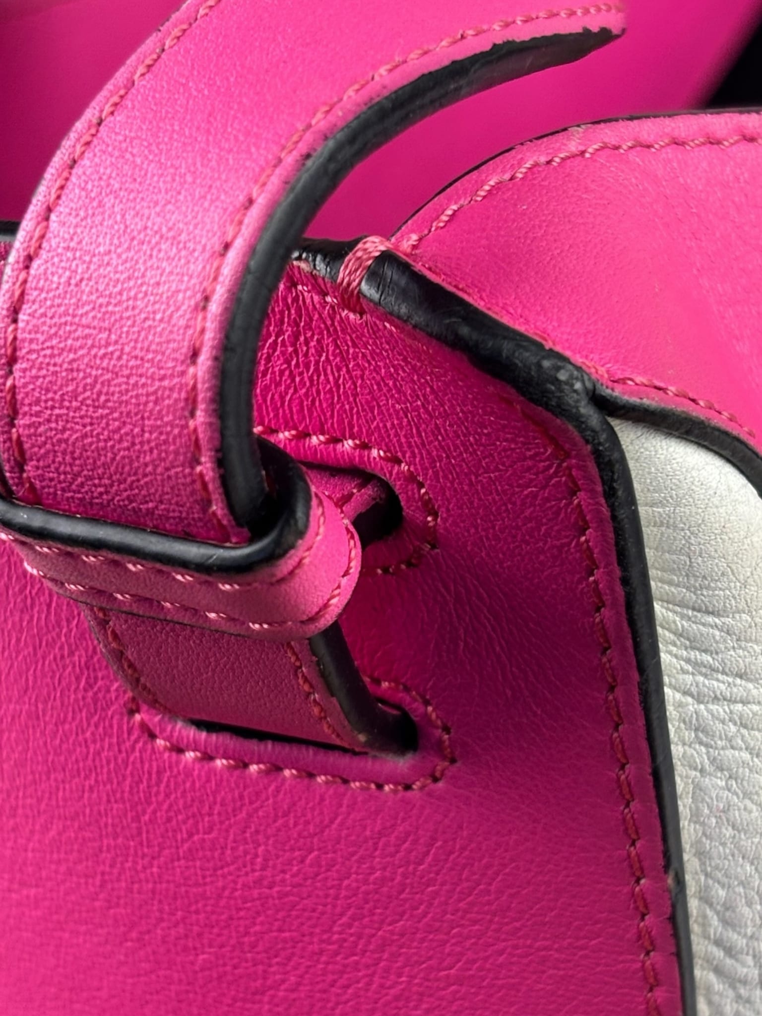 Loewe Pink/White Leather M Hammock Bag