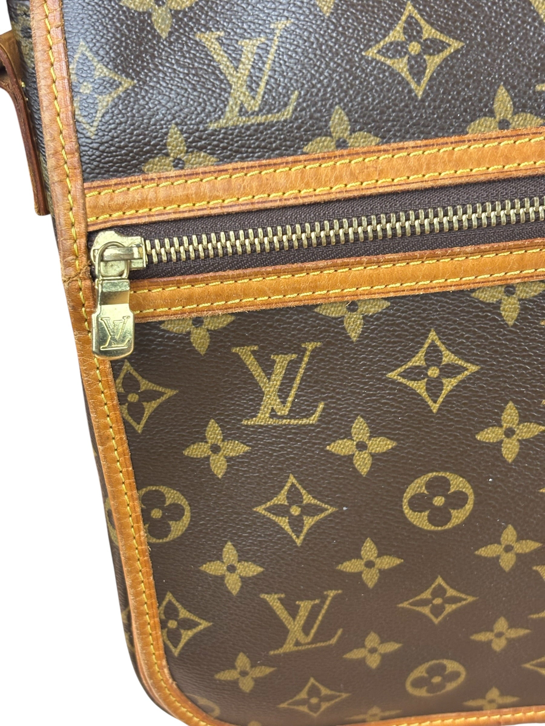 Louis Vuitton Monogram Bosphore Messenger Bag