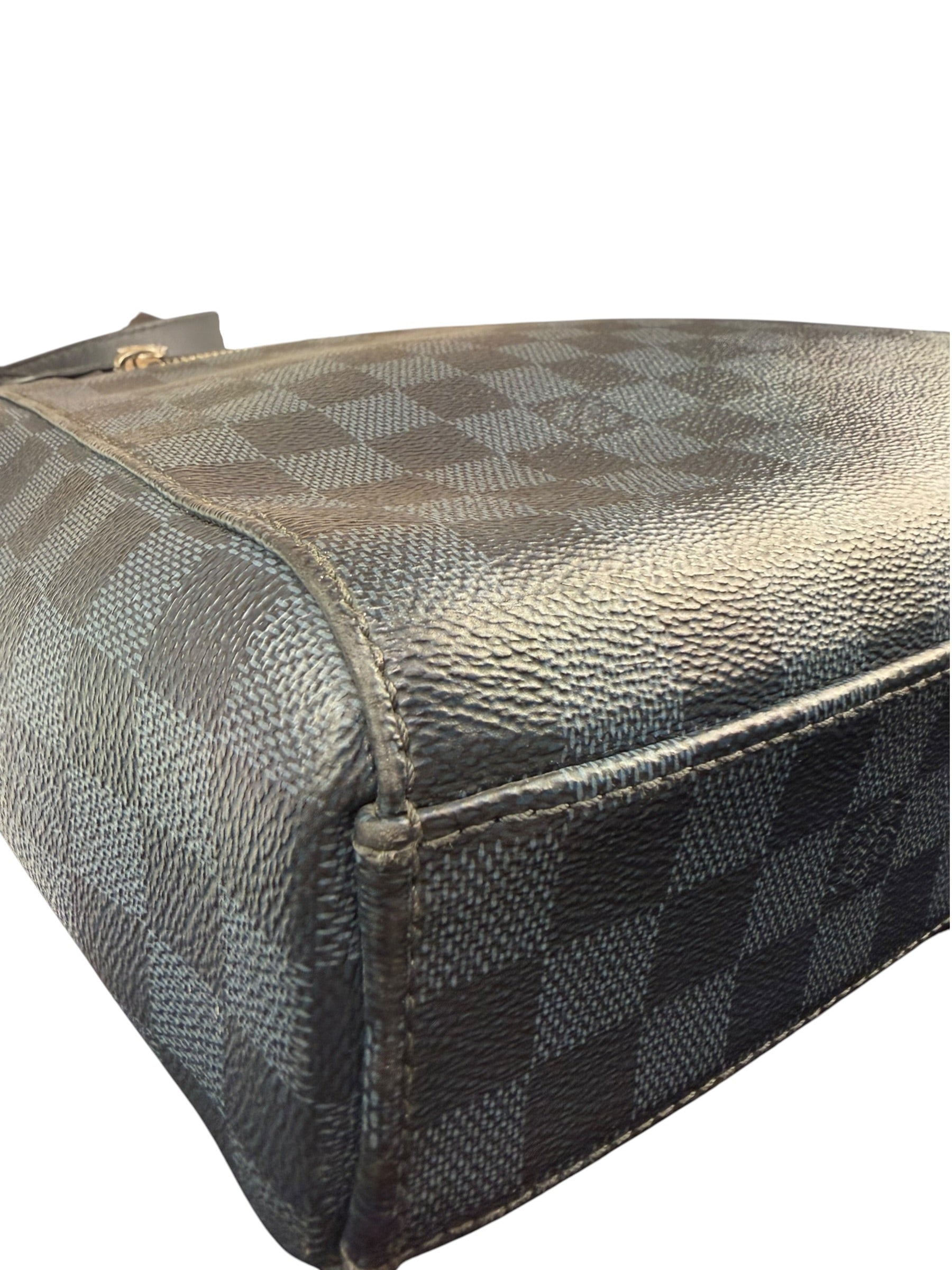 Louis Vuitton Damier Cobalt Newport Messenger Bag GM