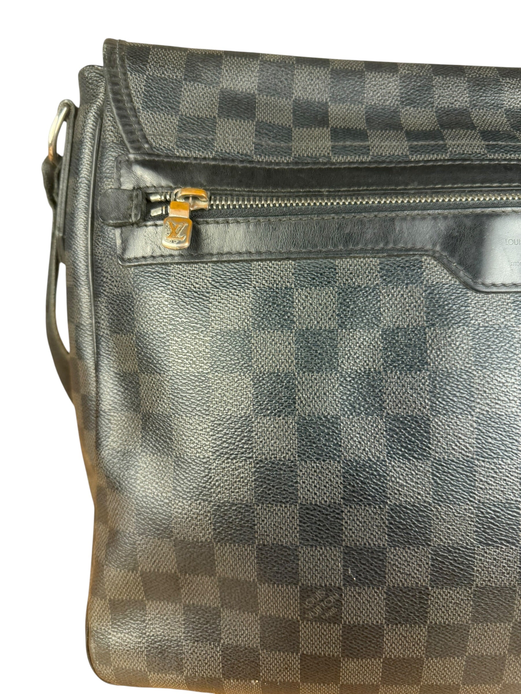 Louis Vuitton Leather Daniel Damier Graphite Messenger Bag