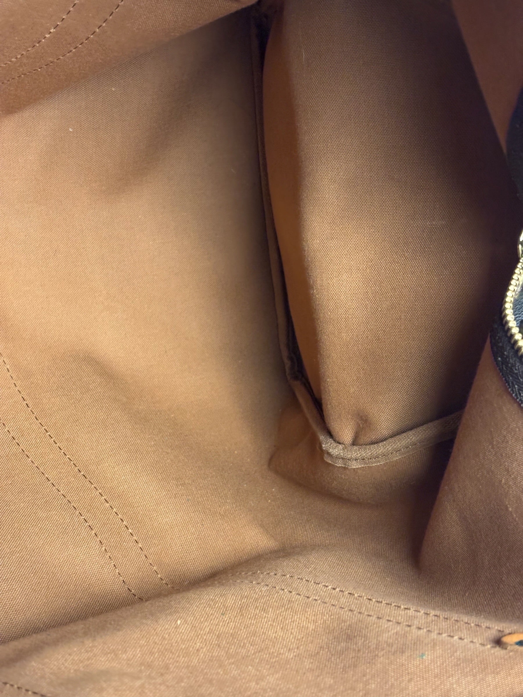 Louis Vuitton Monogram Keepall 50
