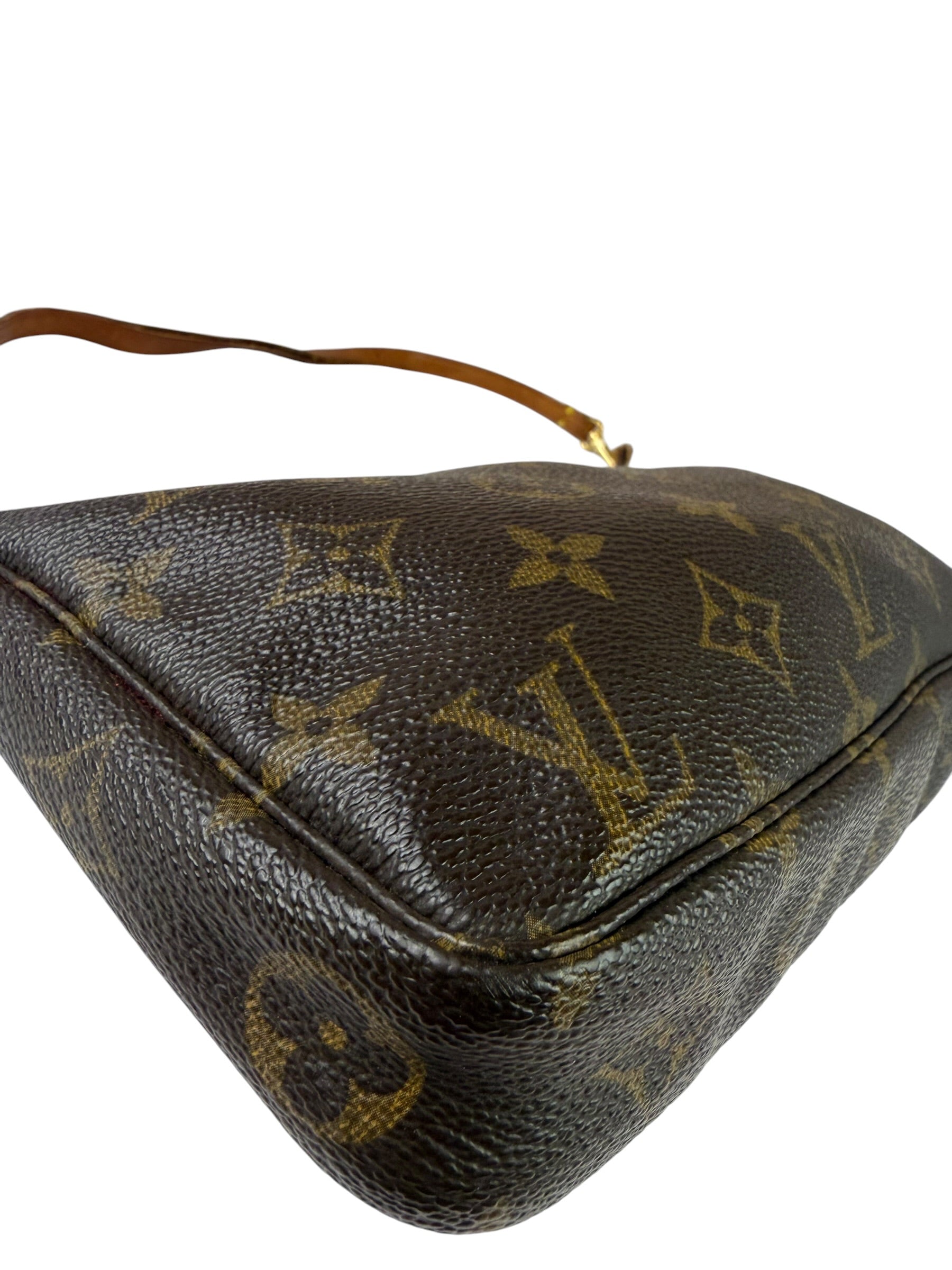 Louis Vuitton Vintage Monogram Pochette