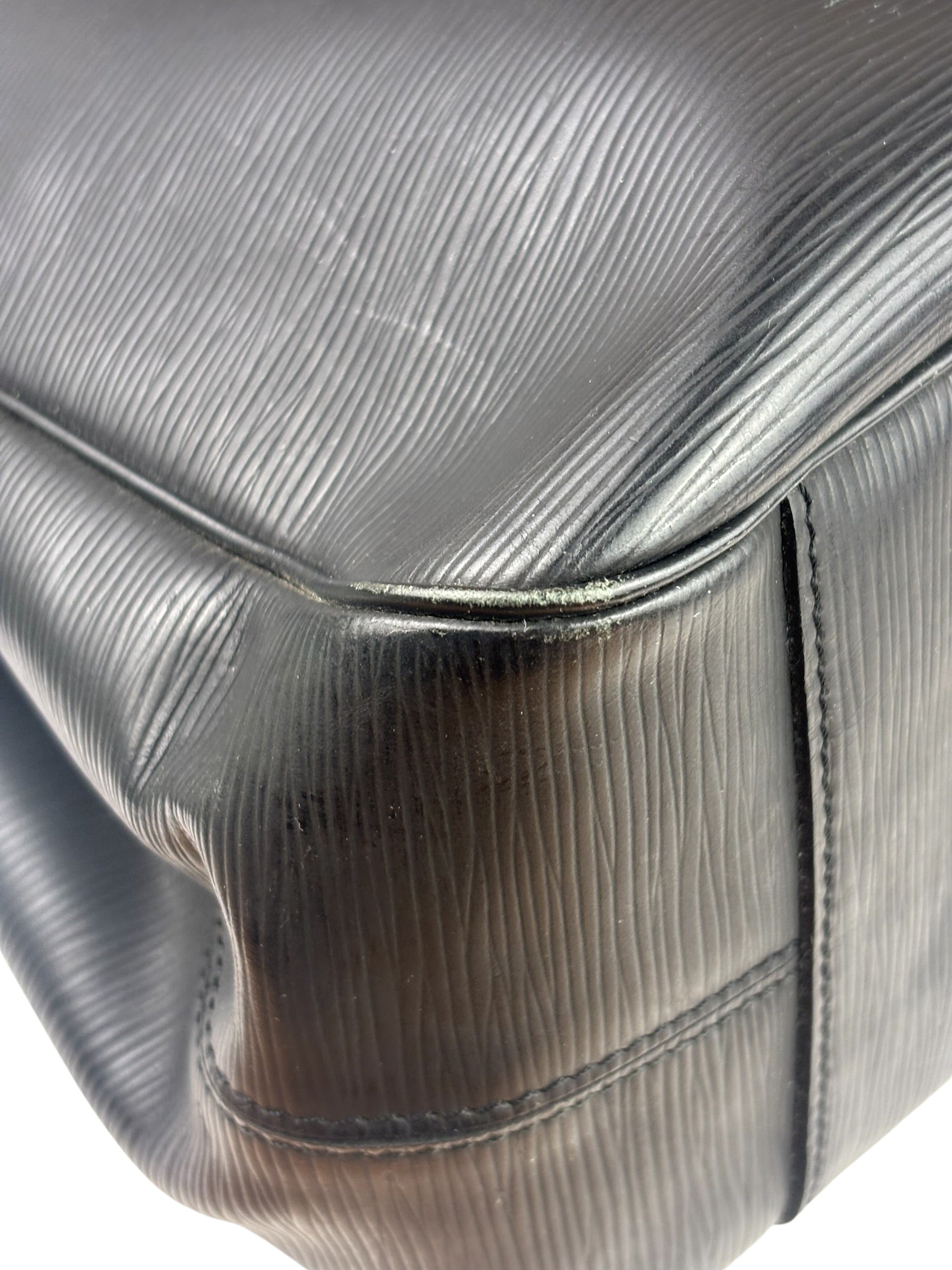Louis Vuitton Black Epi Leather Passy Tote GM