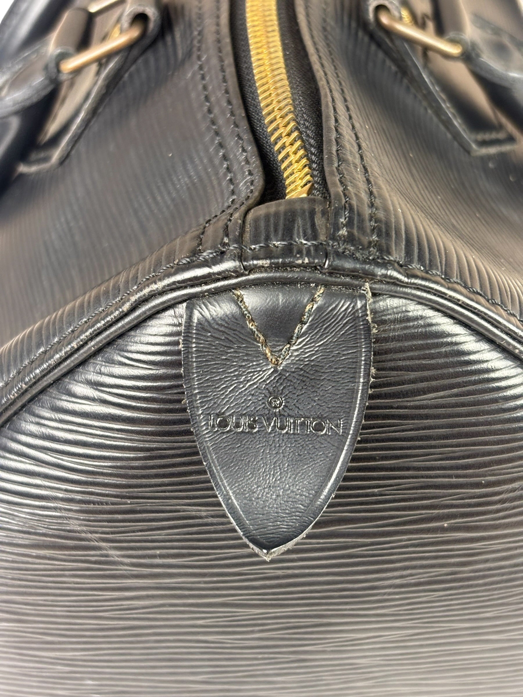 Louis Vuitton Black Epi Speedy 30