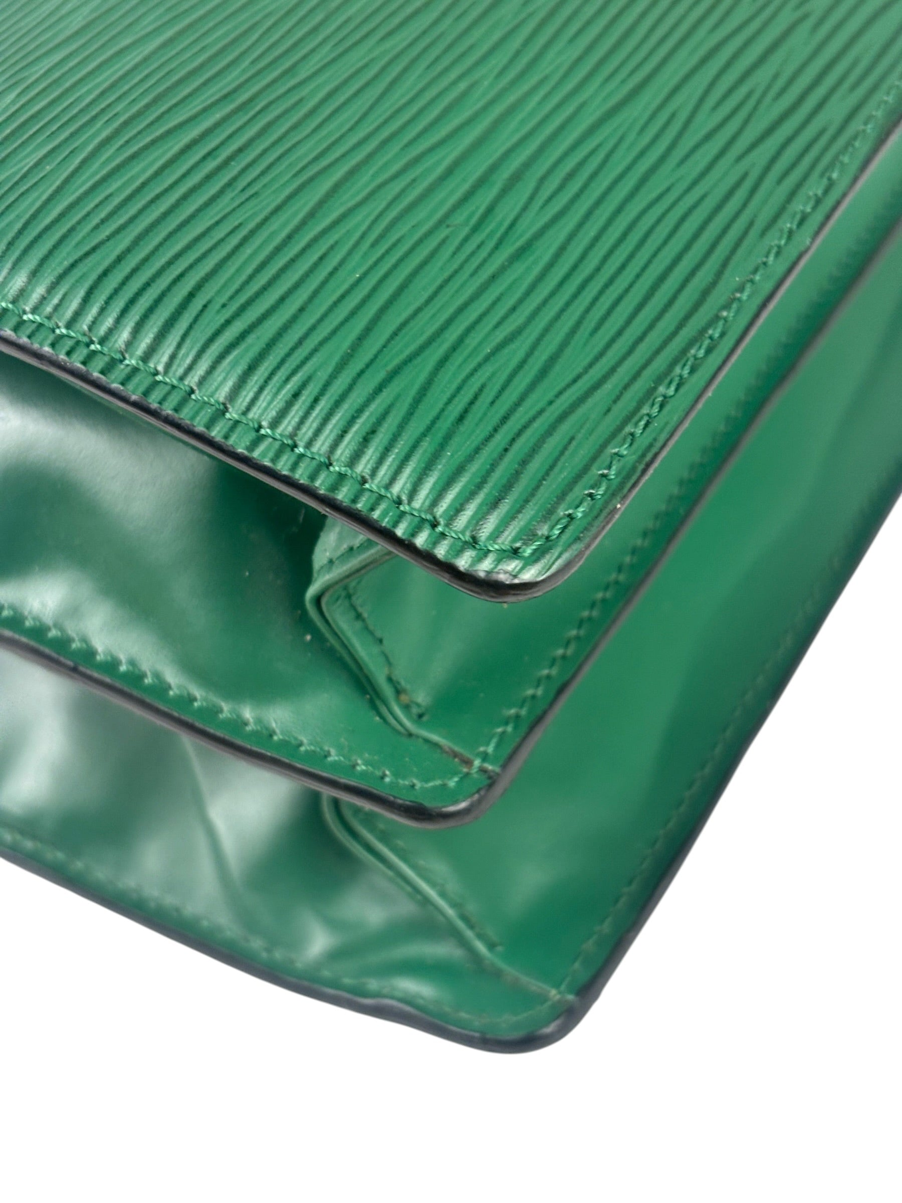 Louis Vuitton Borneo Green Epi Leather Capucines Crossbody Bag