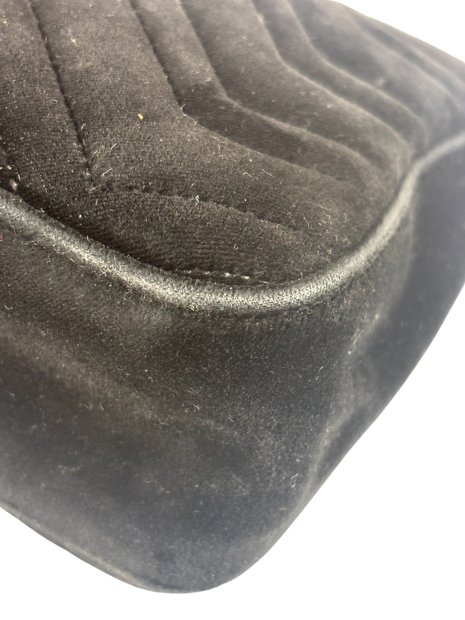 Gucci Black Velvet Marmont Floral Embroidered Shoulder Bag