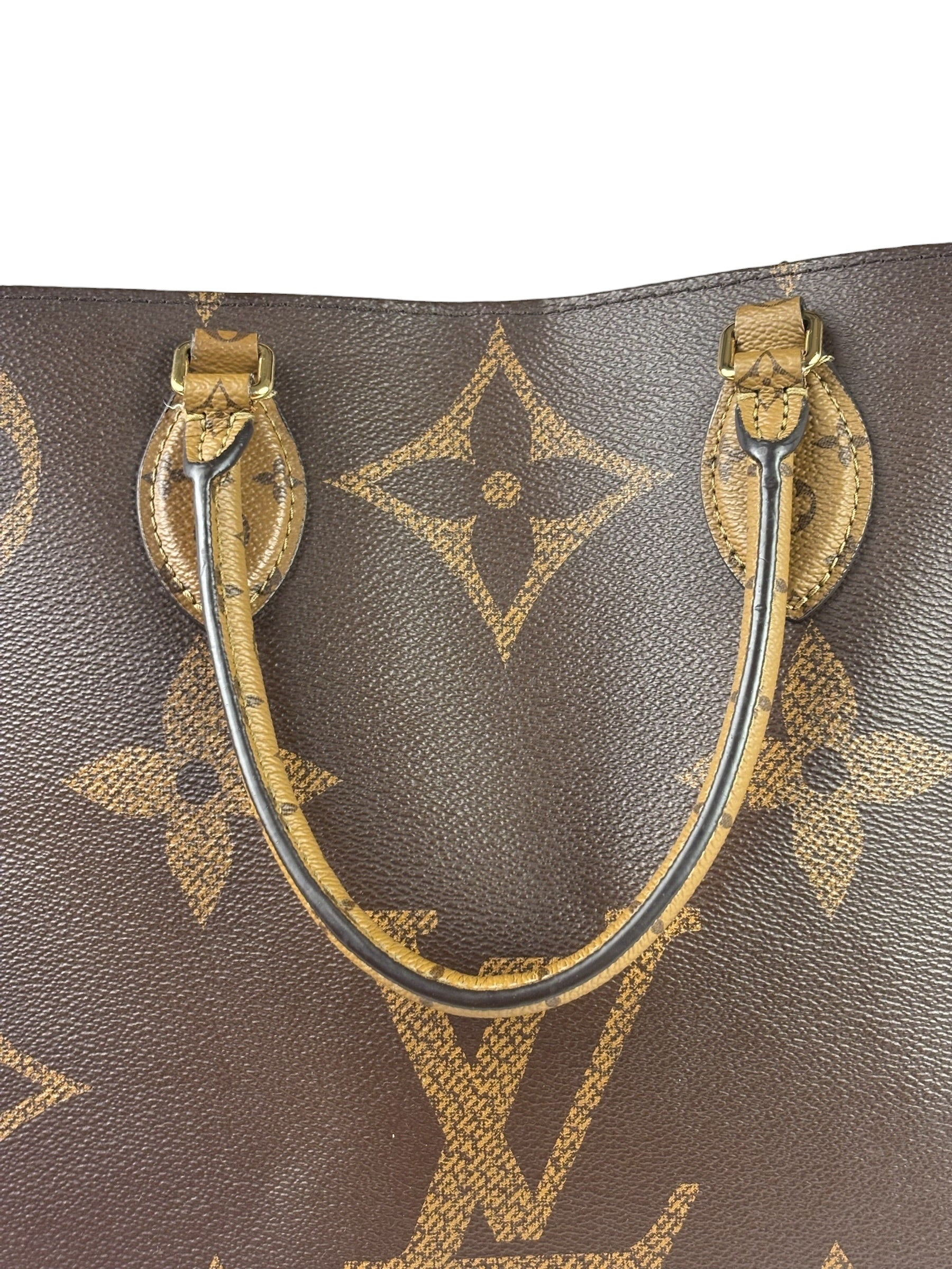 Louis Vuitton Monogram OnTheGo MM