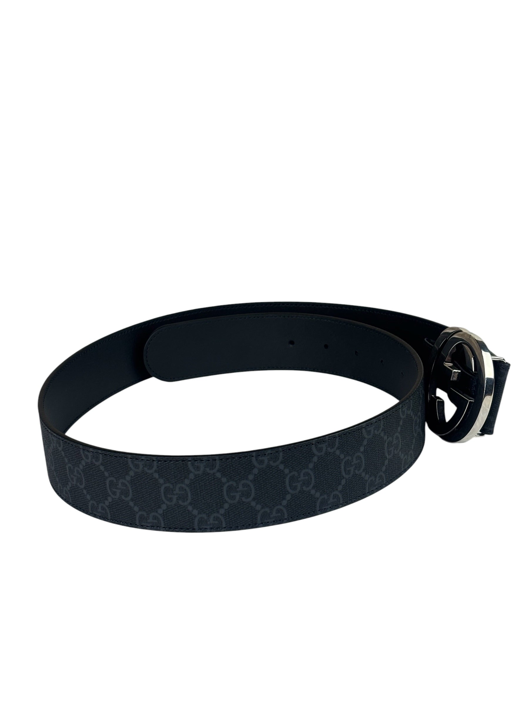 Gucci GG Supreme Black Interlocking Silver G Buckle Belt