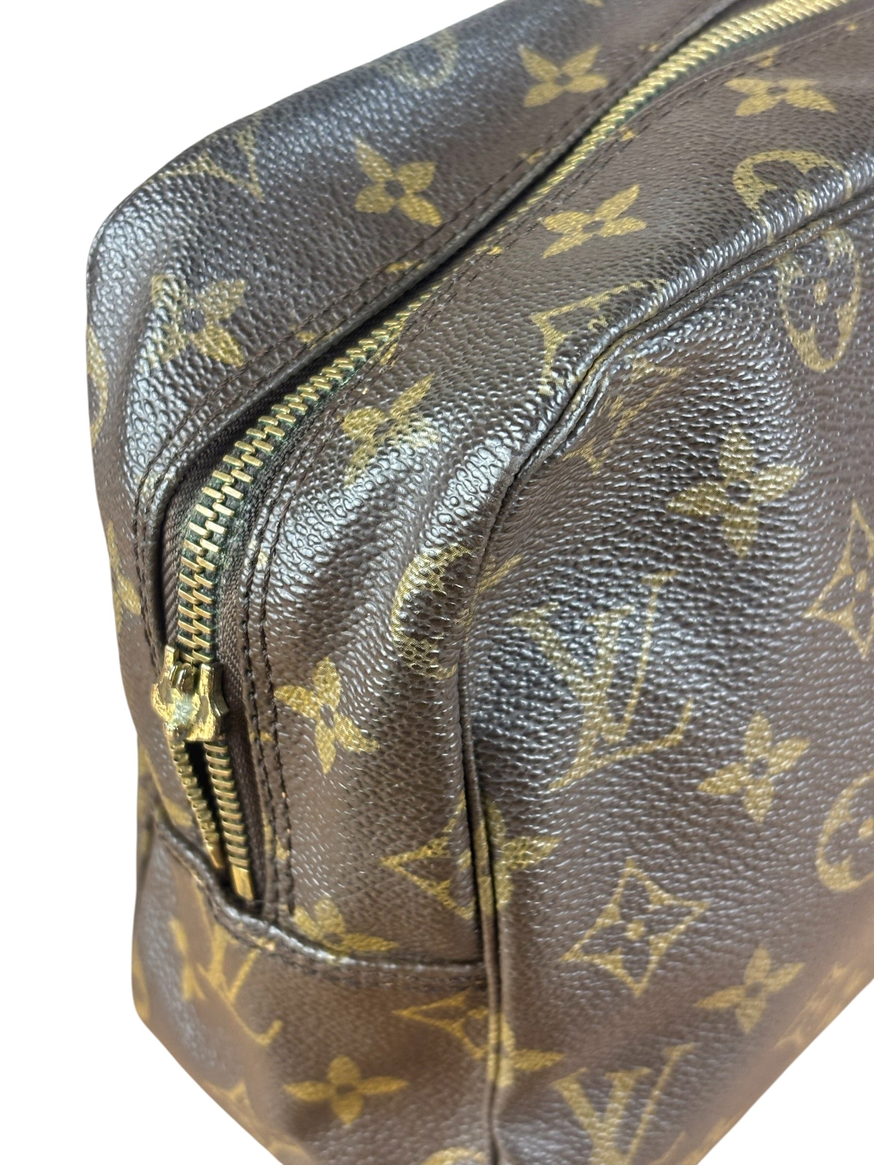 Louis Vuitton Canvas Monogram Trousse Toilette Cosmetic Poch 28