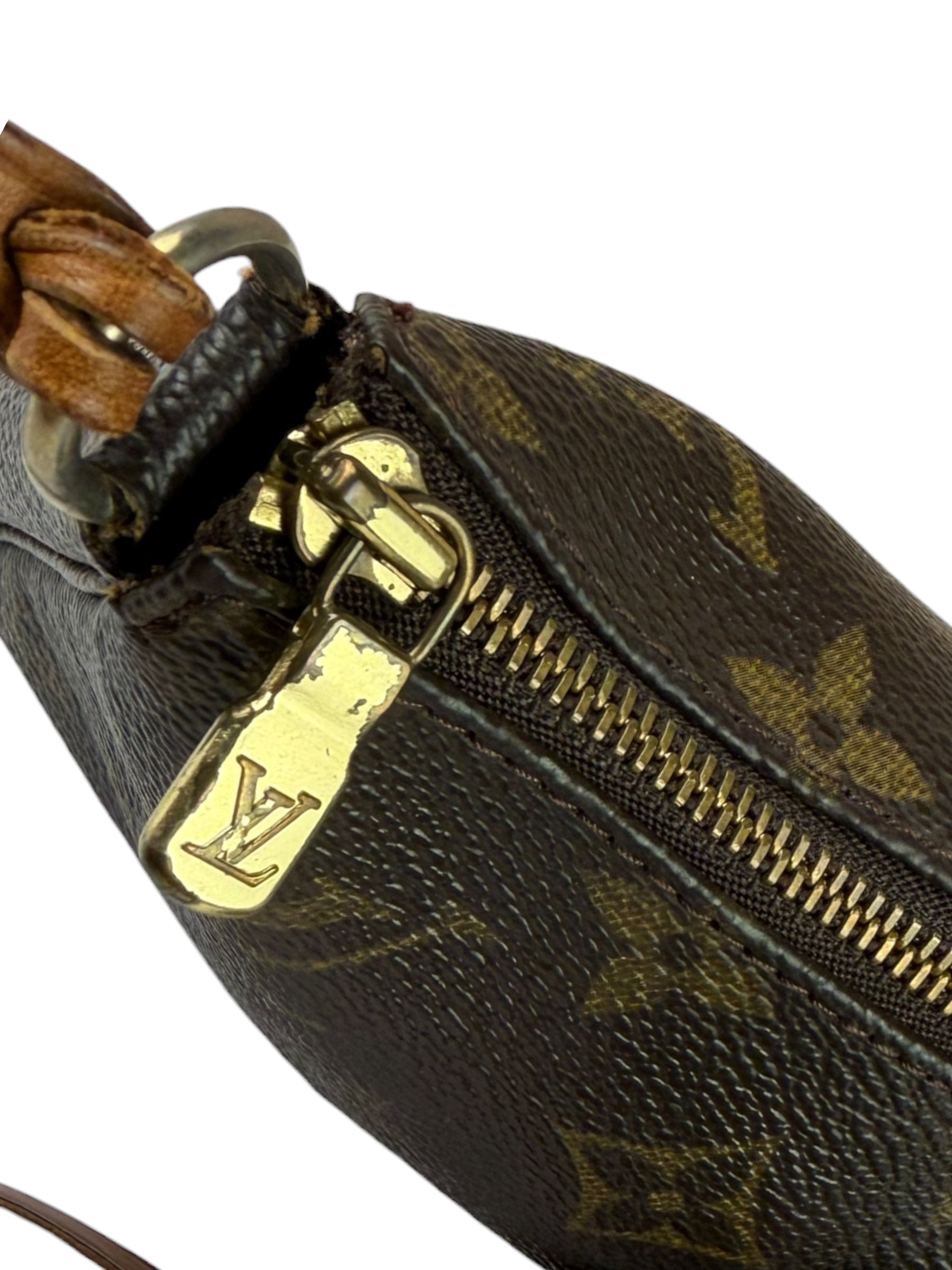 Louis Vuitton Vintage Monogram Pochette