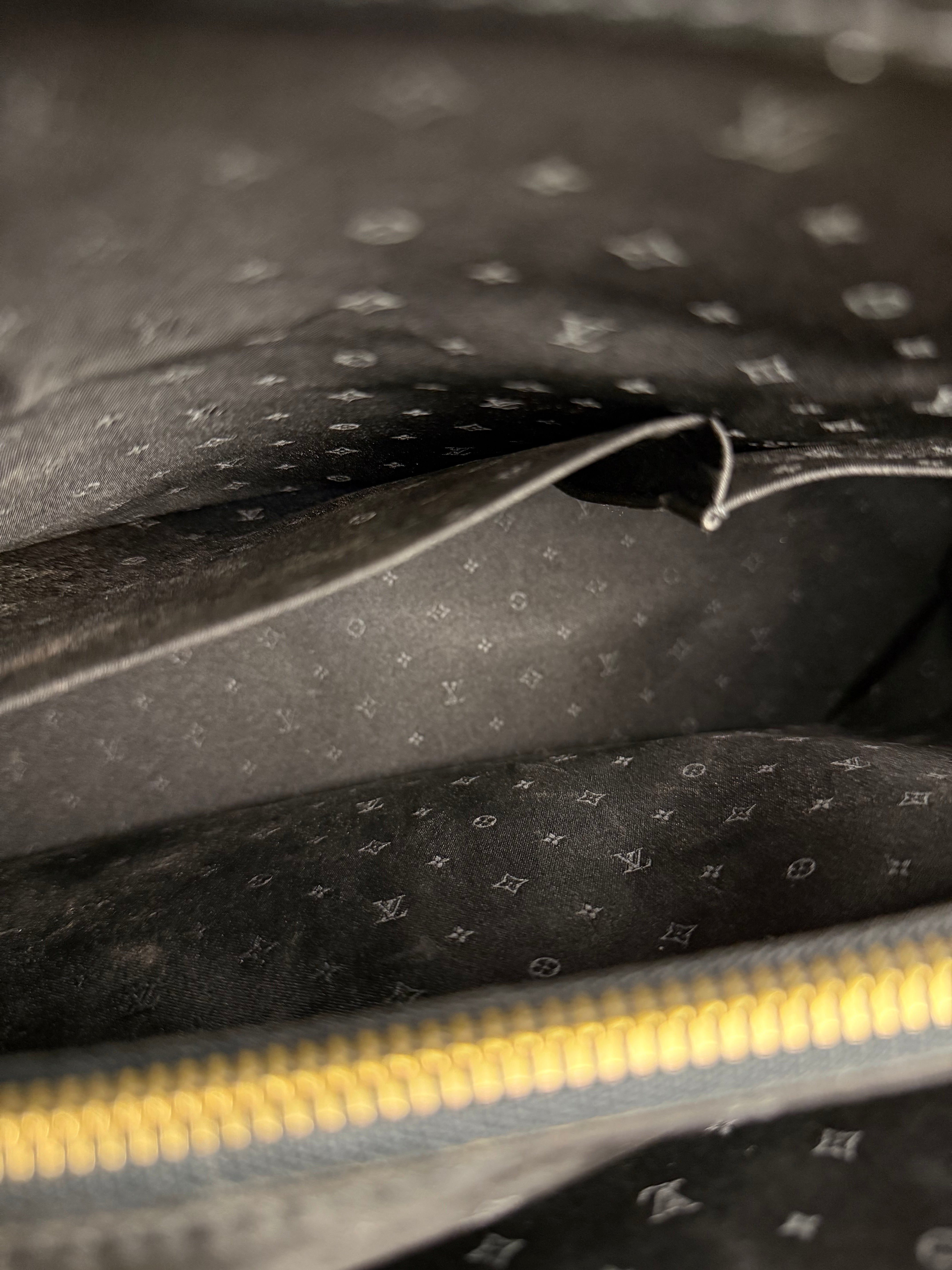 Louis Vuitton Suhhali Le Fabuleux Black Handbag