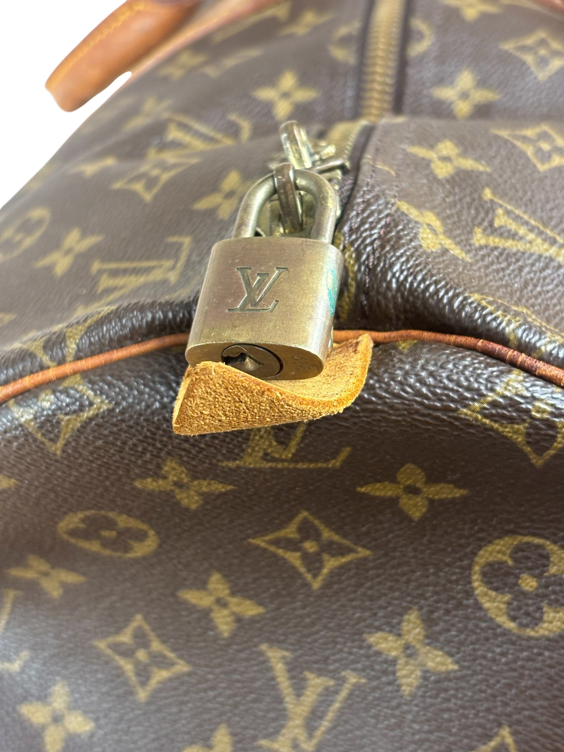 Louis Vuitton Monogram Keepall 55