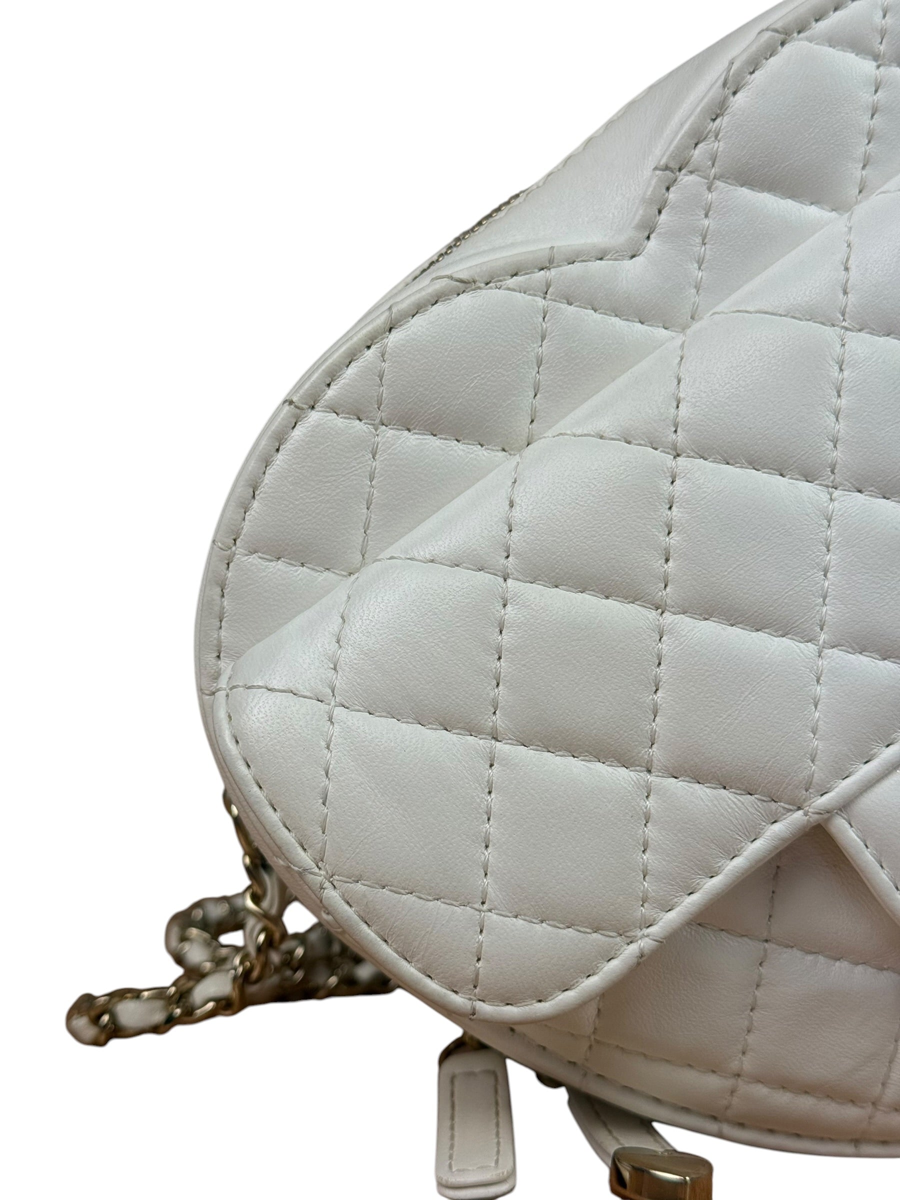 Chanel CC In Love White Quilted Leather Heart Bag 2022