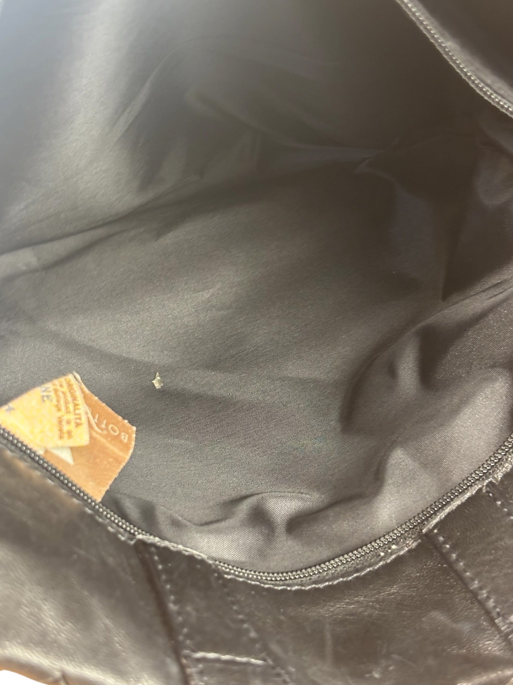 Bottega Veneta Black Intrecciato weave Shoulder bag