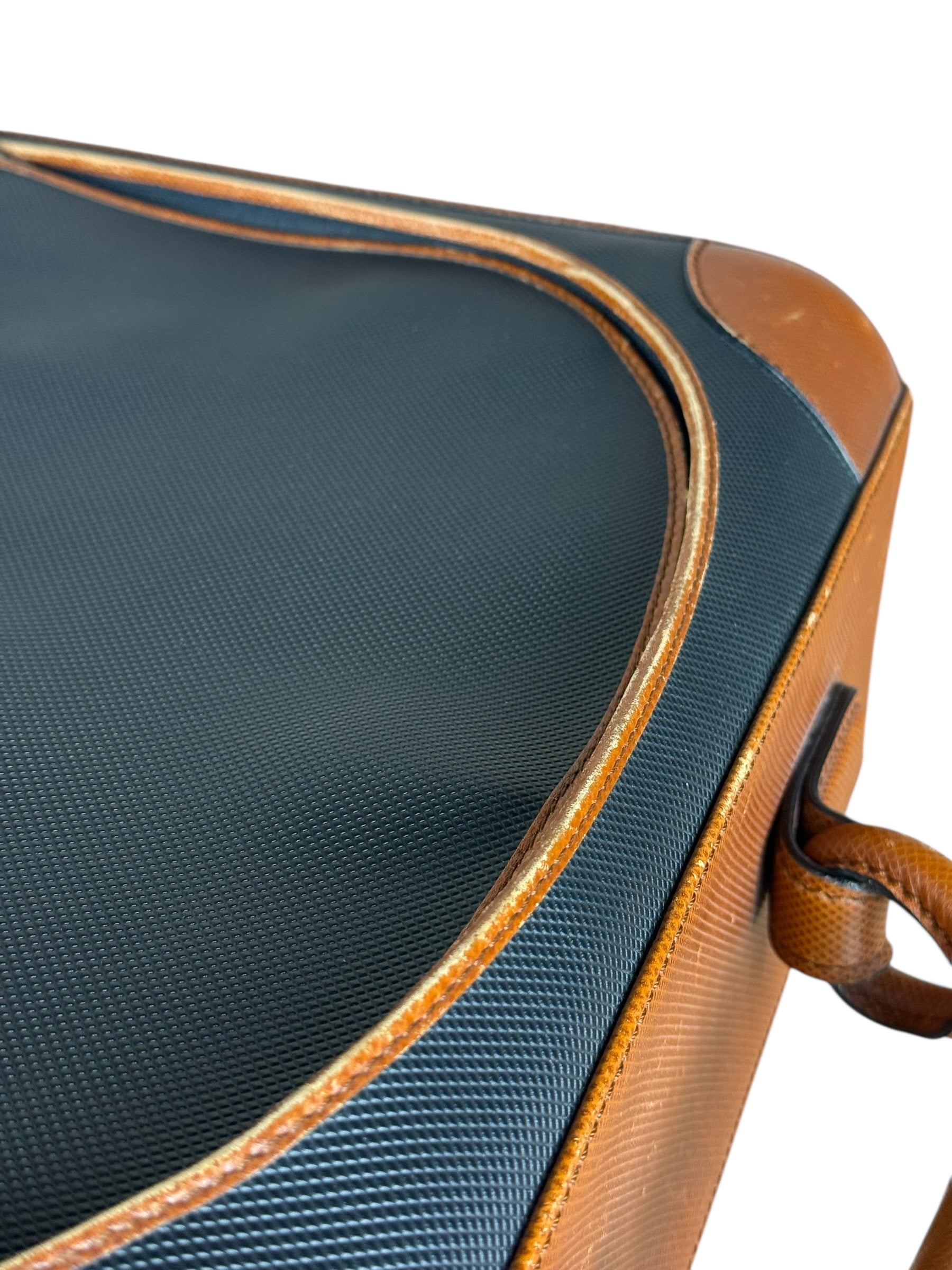 Bottega Veneta Vintage Travel Case Black/Brown