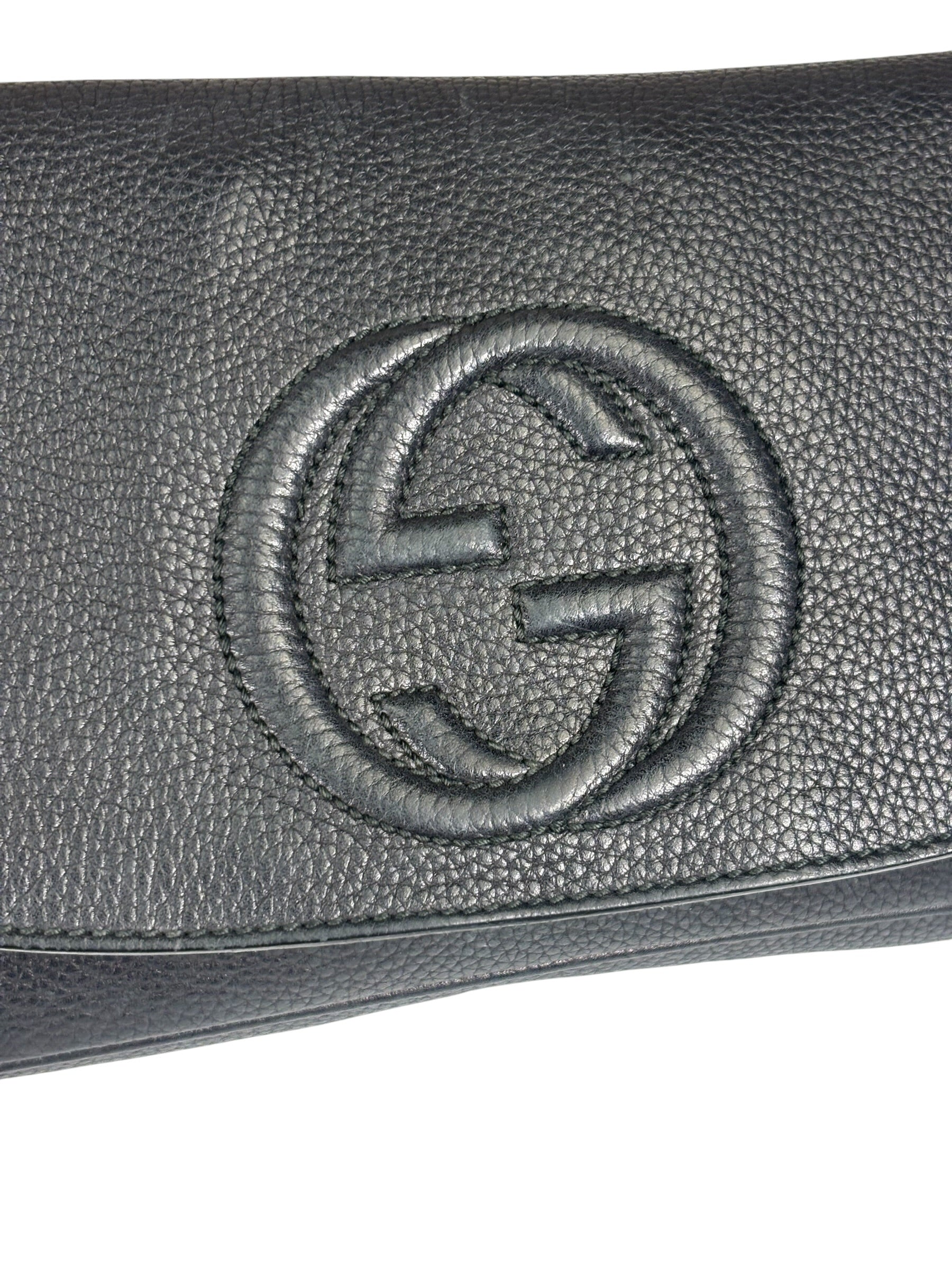 Gucci Black Pebbled Leather Soho Chain Flap Crossbody Bag