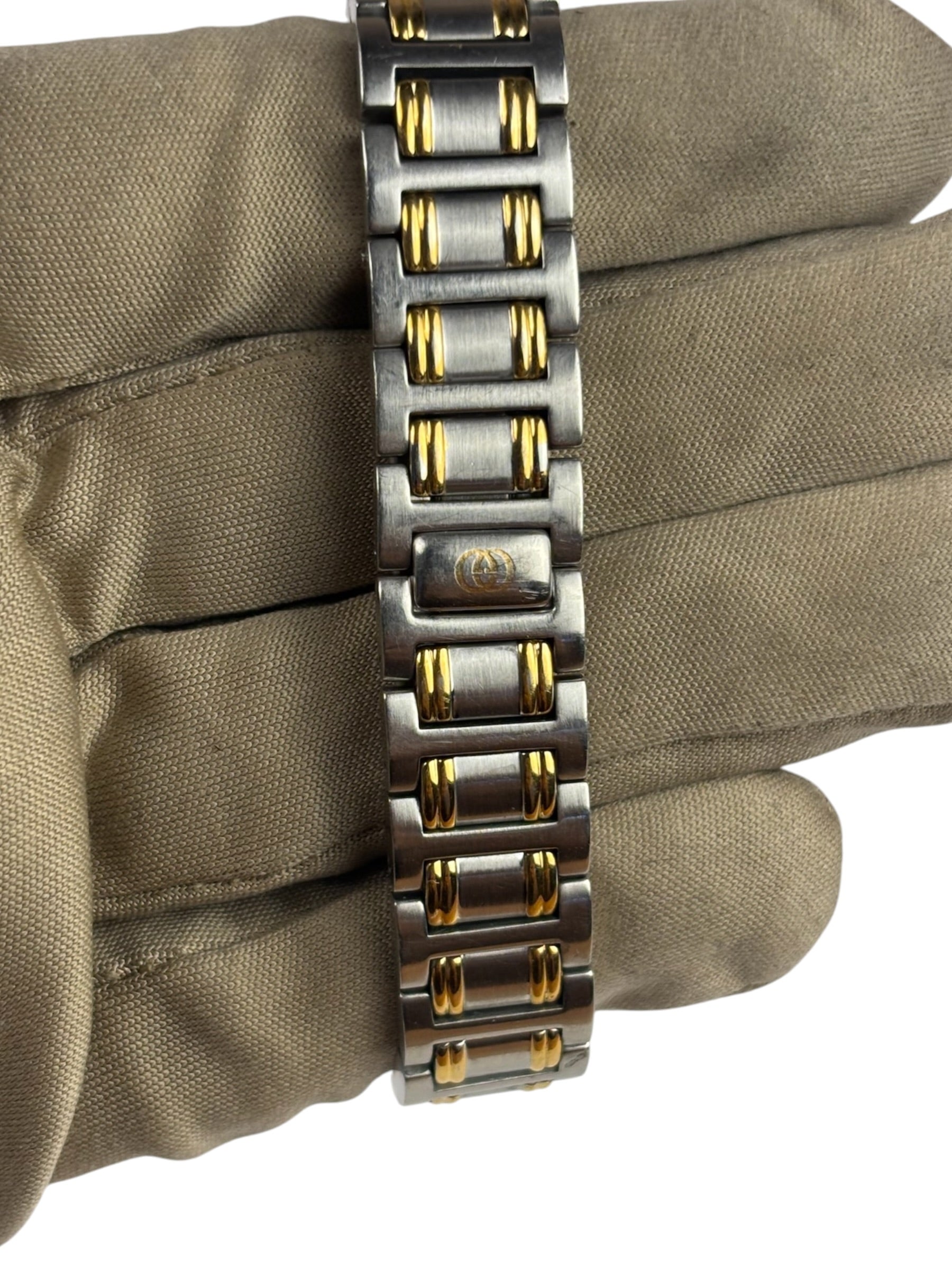 Gucci 900L 2 Tone Black Dial