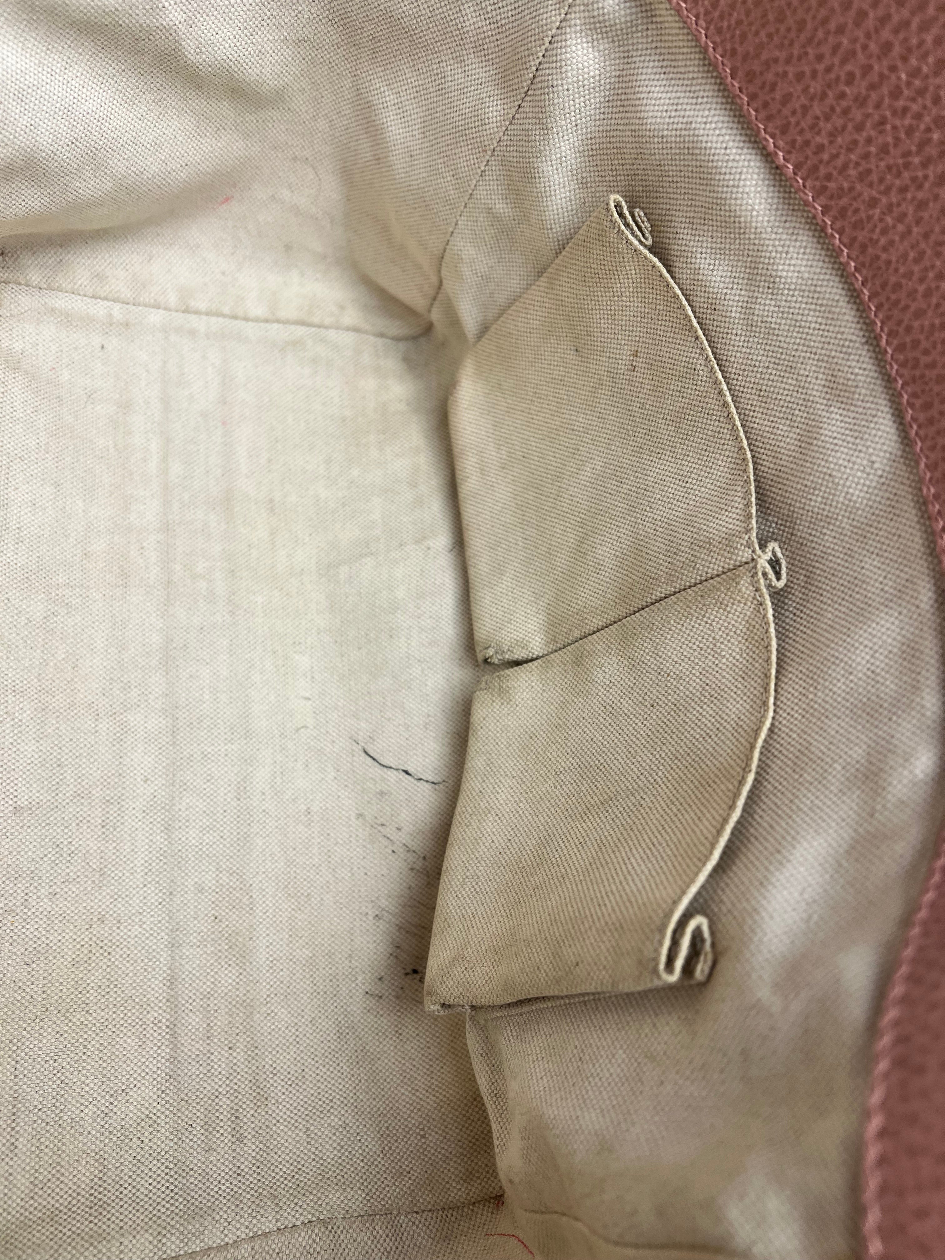 Gucci Pebbled Leather Swing Tote Pink