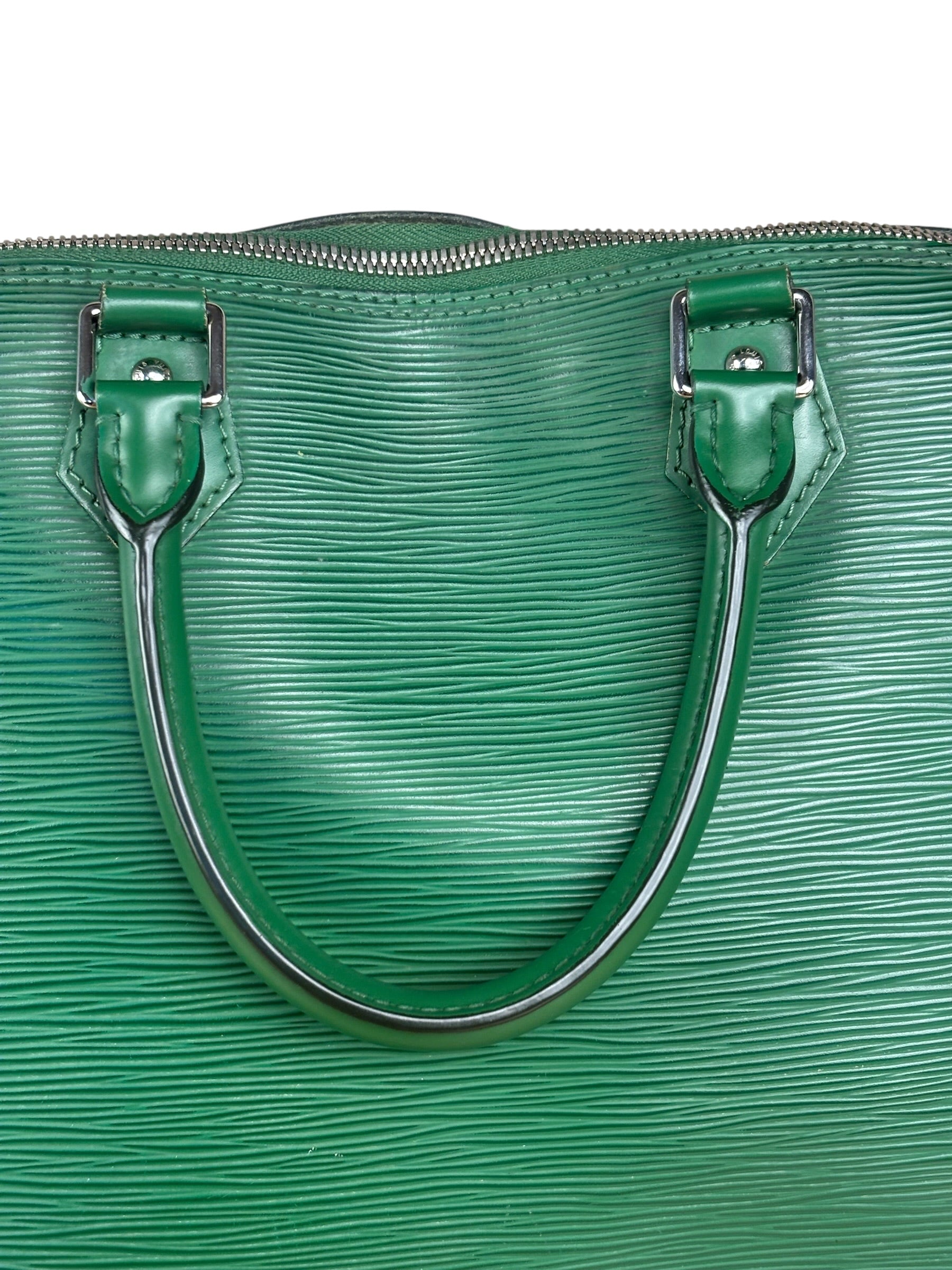 Louis Vuitton Green Epi Alma GM