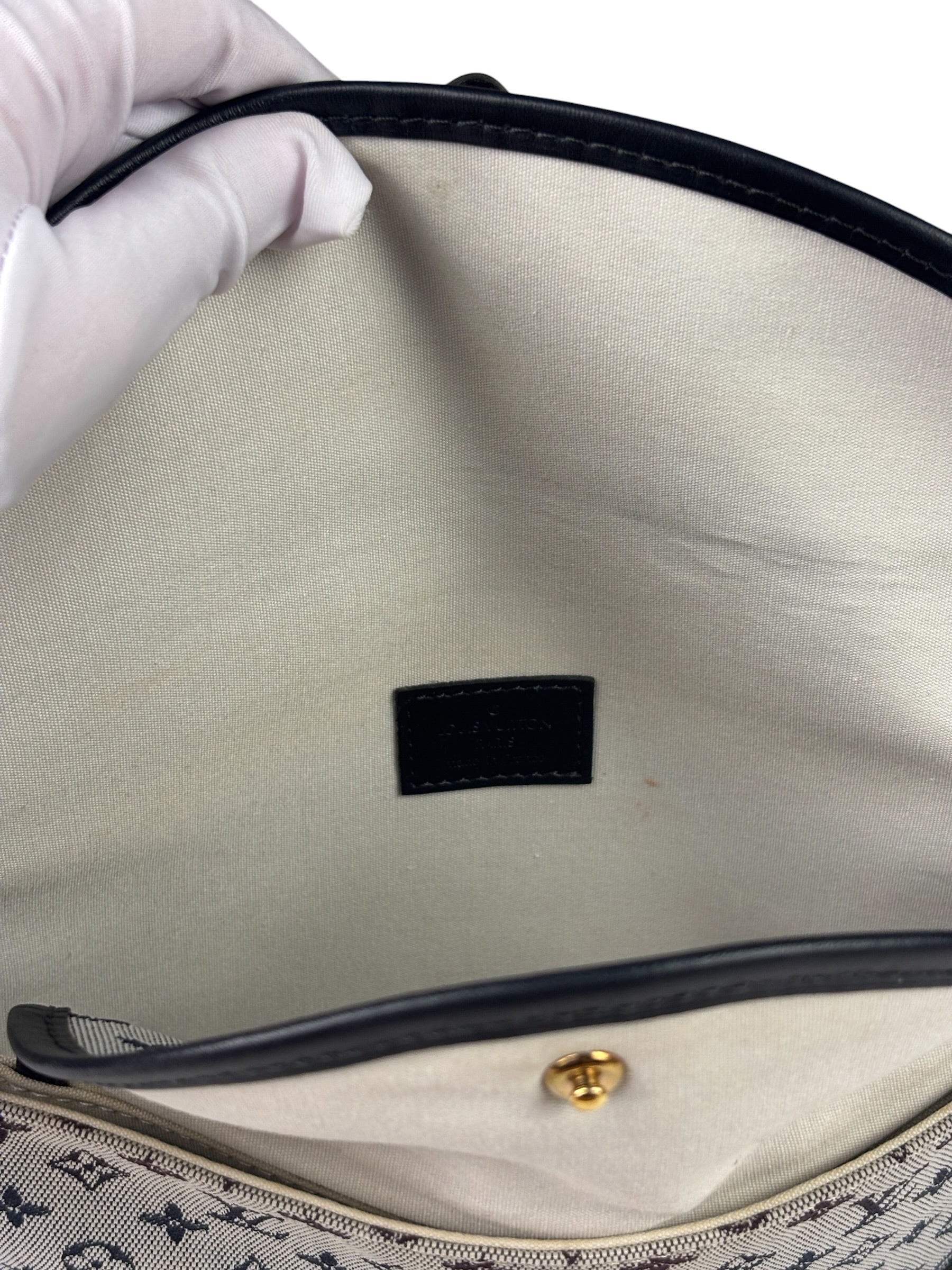 Louis Vuitton Grey/Black Monogram Marjorie Pochette