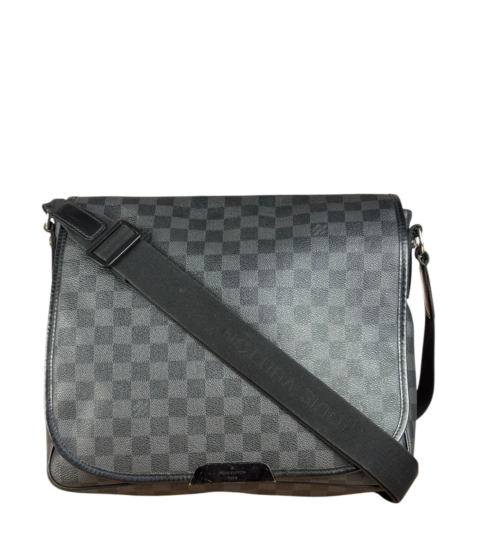 Louis Vuitton Damier Graphite Daniel Messenger Bag