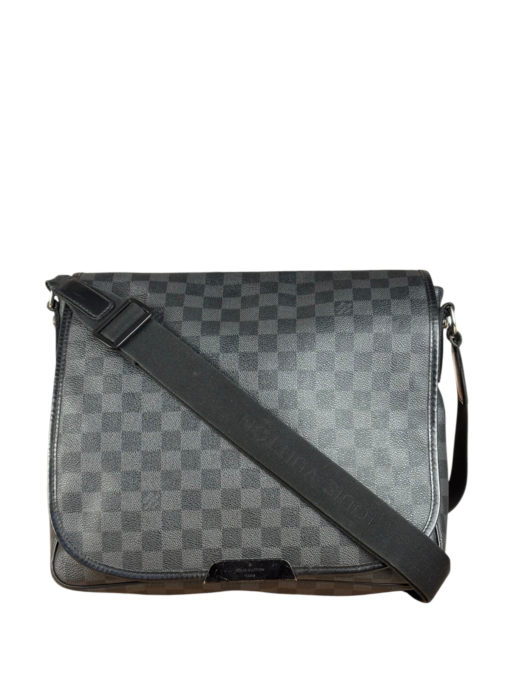 Louis Vuitton Damier Graphite Daniel Messenger Bag