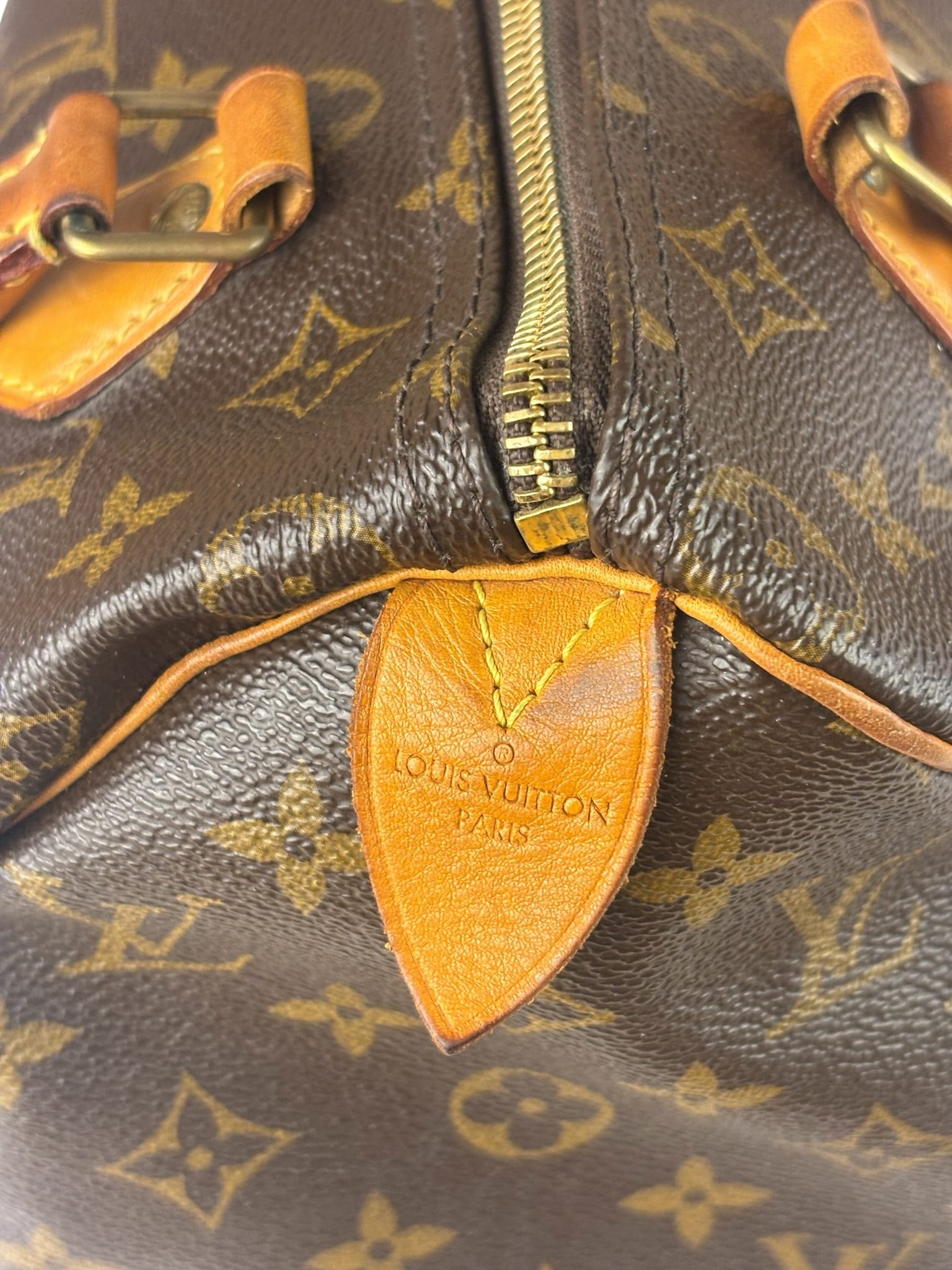 Louis Vuitton Monogram Speedy 25