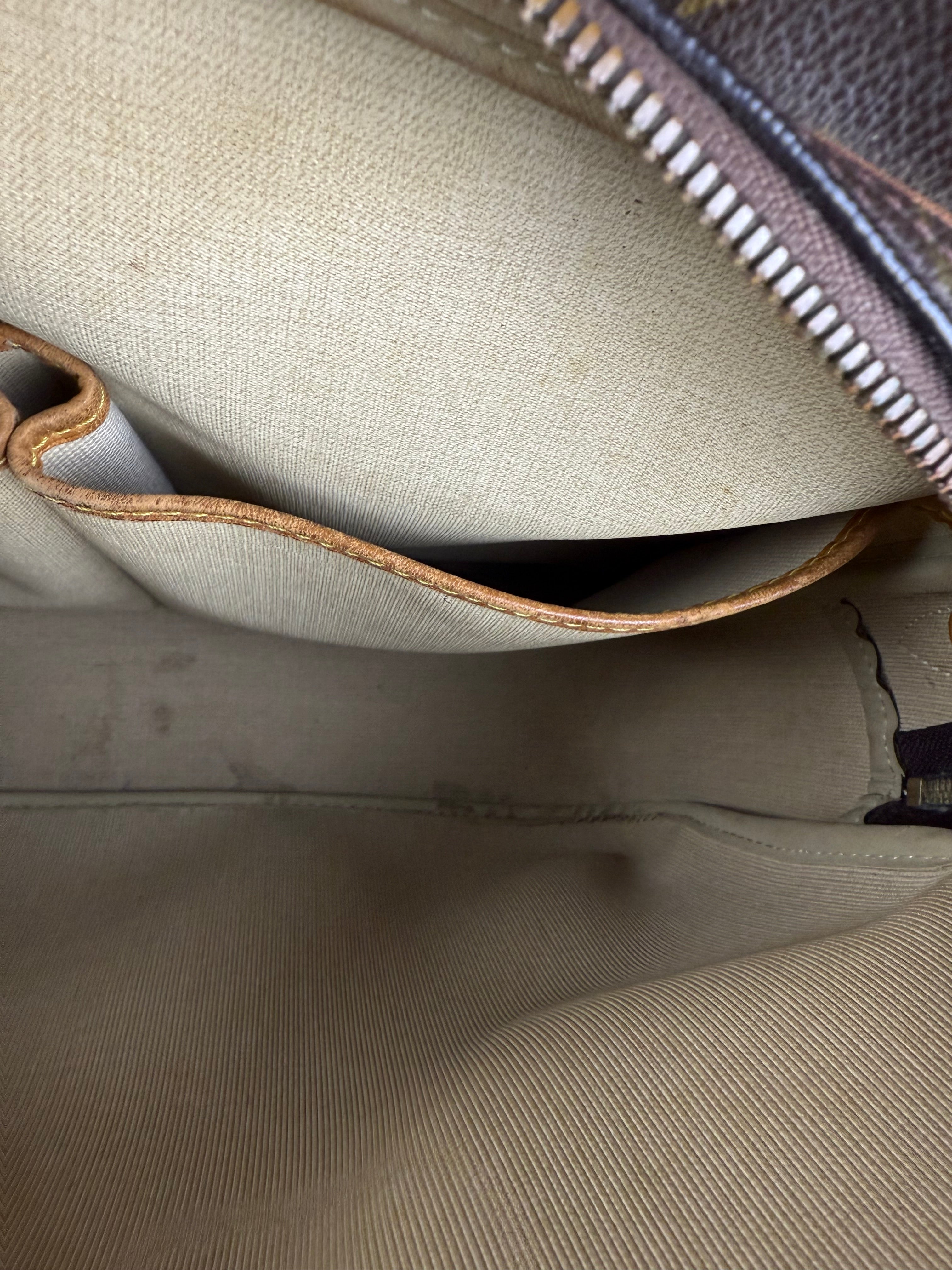 Louis Vuitton Monogram Reporter GM