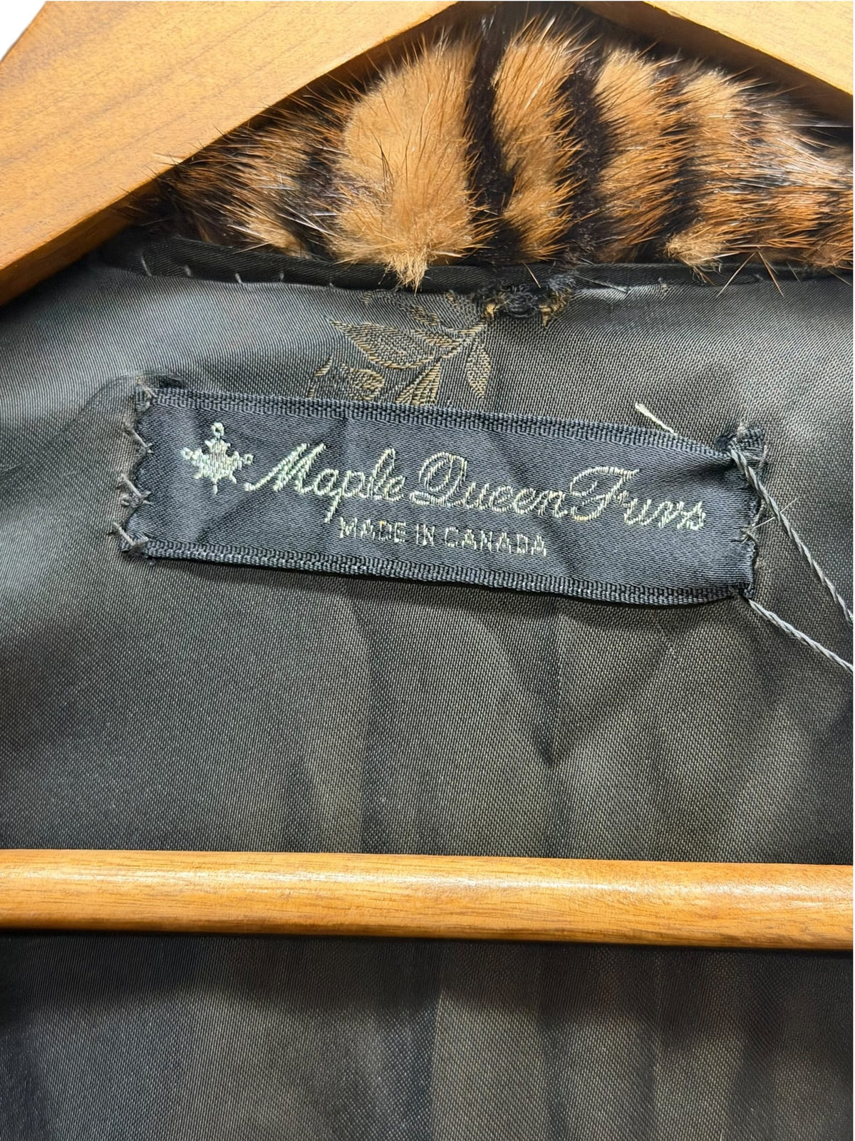 Vintage Maple Queens Dark Brown Mink Fur