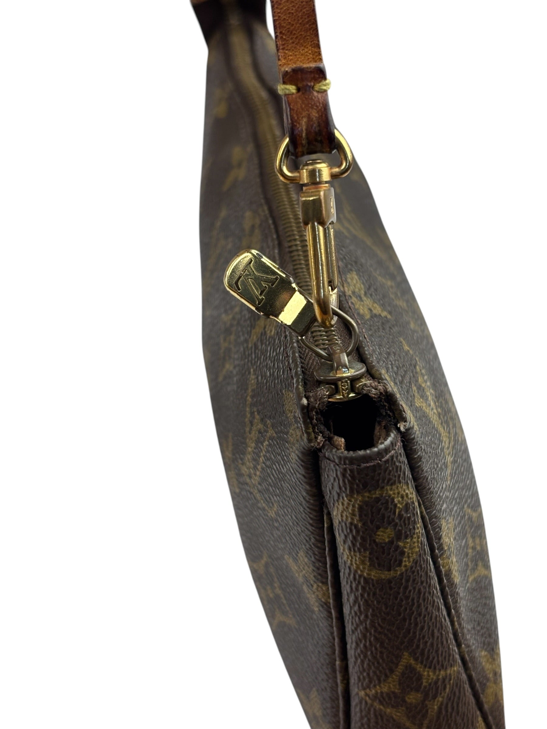 Louis Vuitton Vintage Monogram Pochette