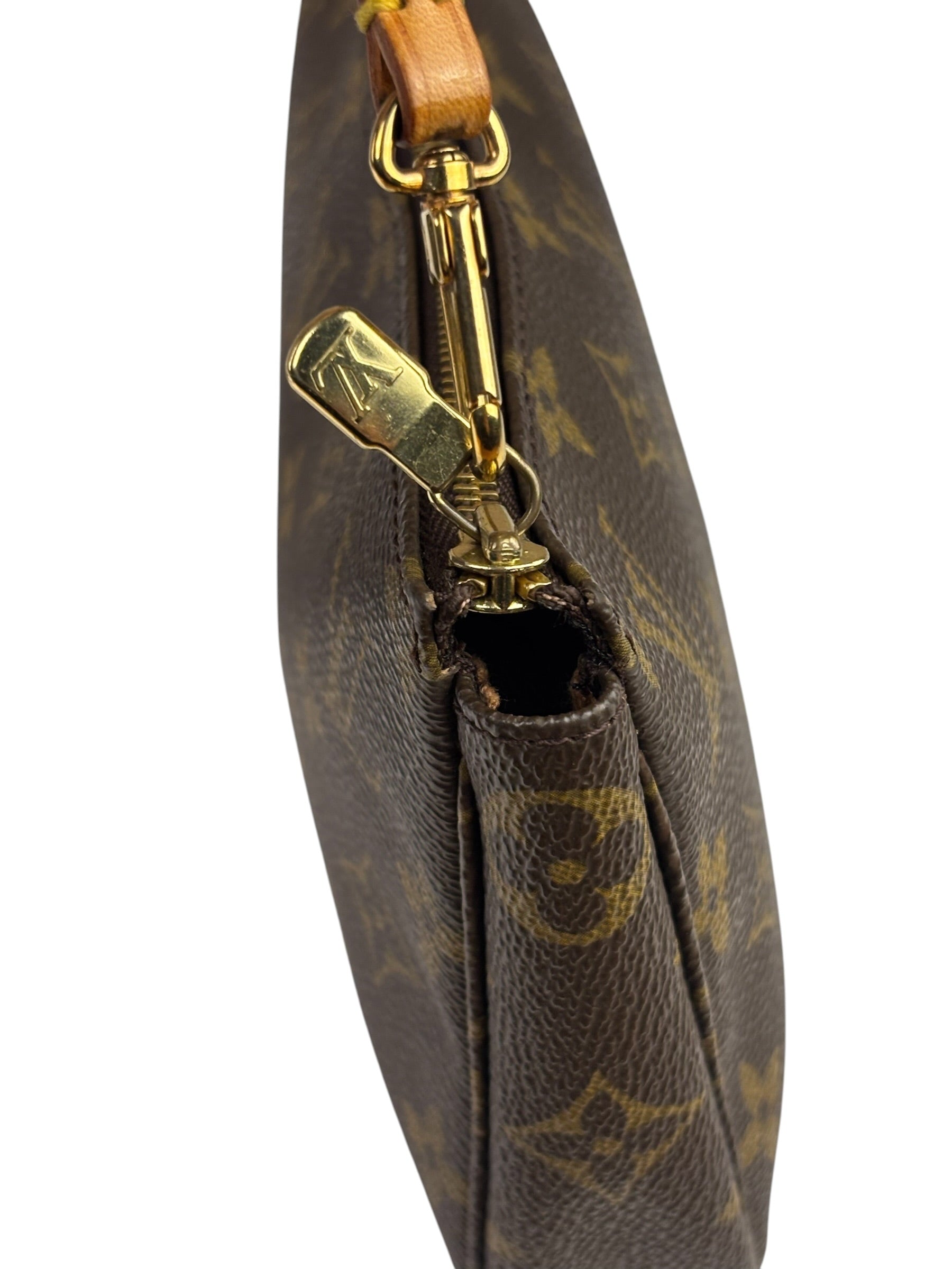 Louis Vuitton Monogram Pochette