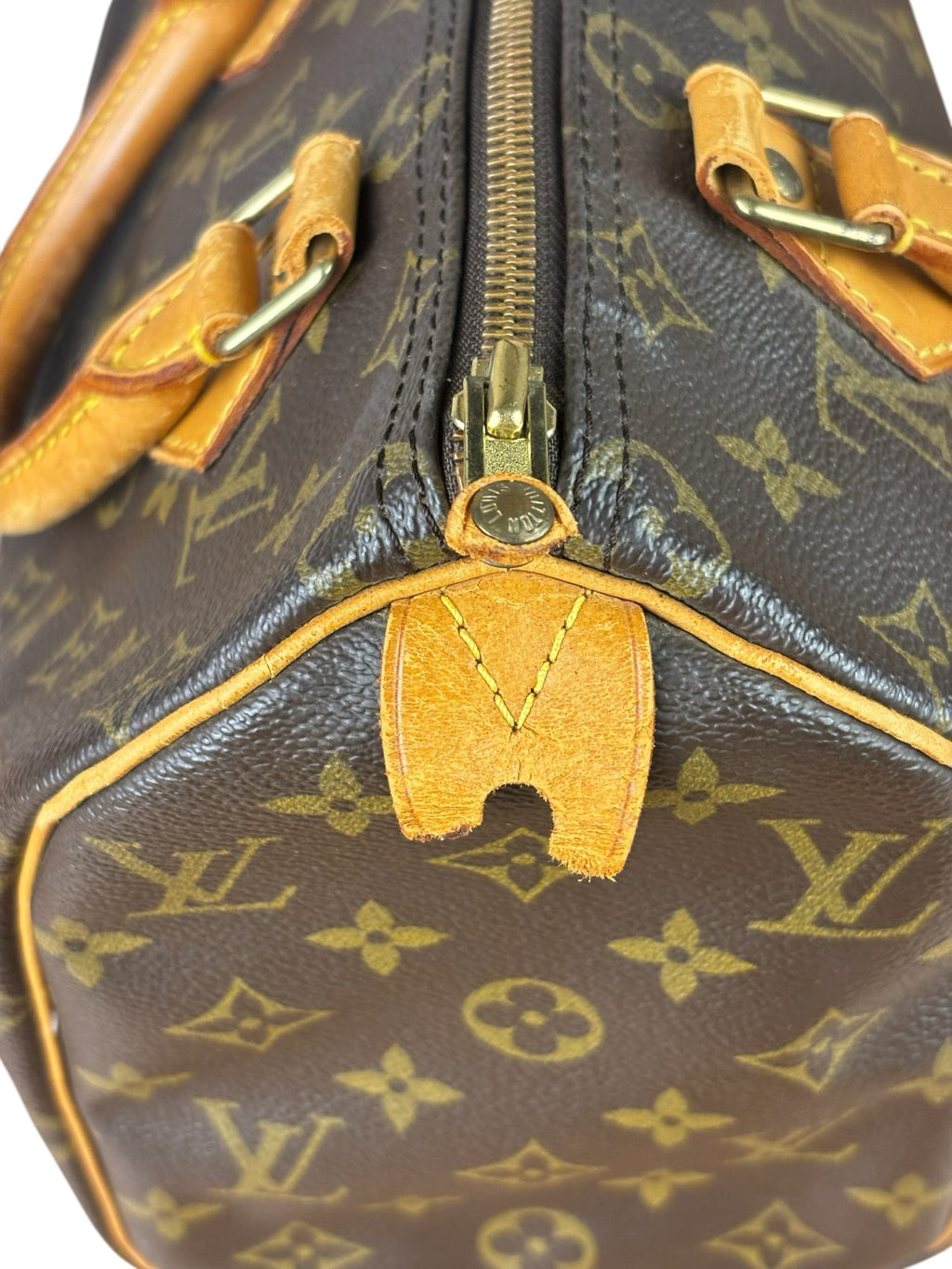 Louis Vuitton Monogram Speedy 25