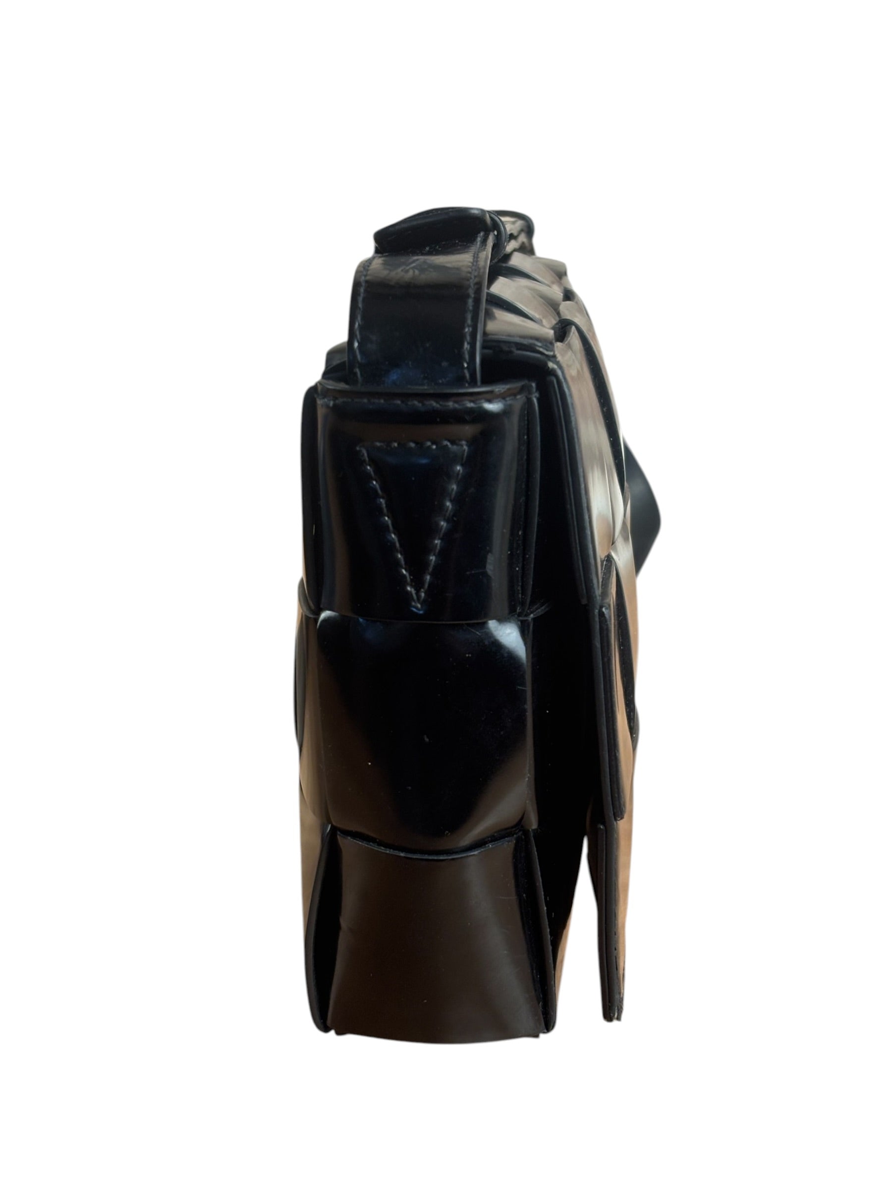 Bottega Veneta Black Leather Maxi Intrecciato Cassette Flap Bag