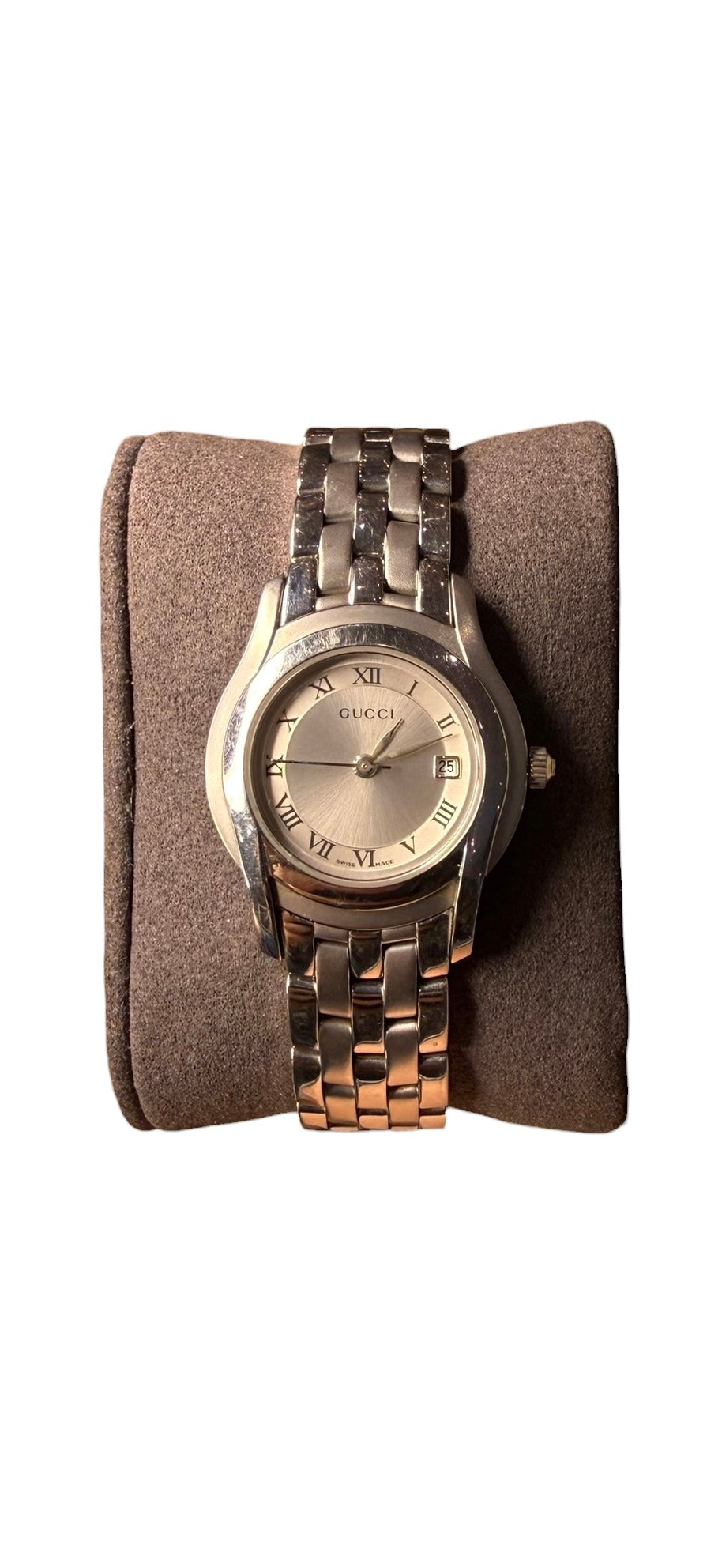 Gucci 5500L Silver Roman Dial
