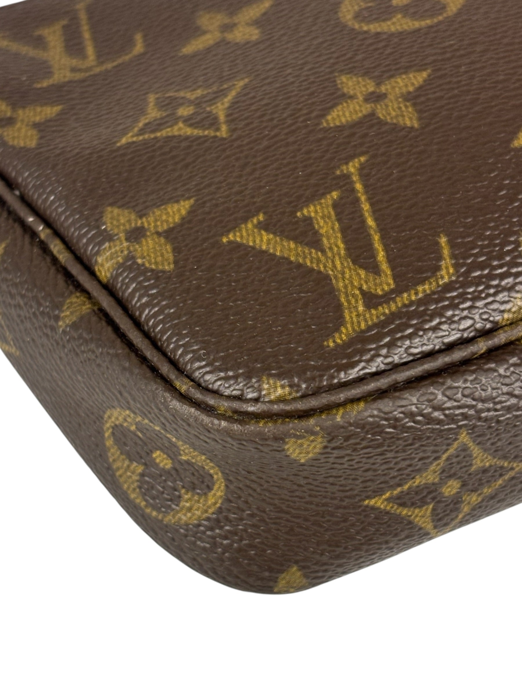 Louis Vuitton Vintage Monogram Pochette