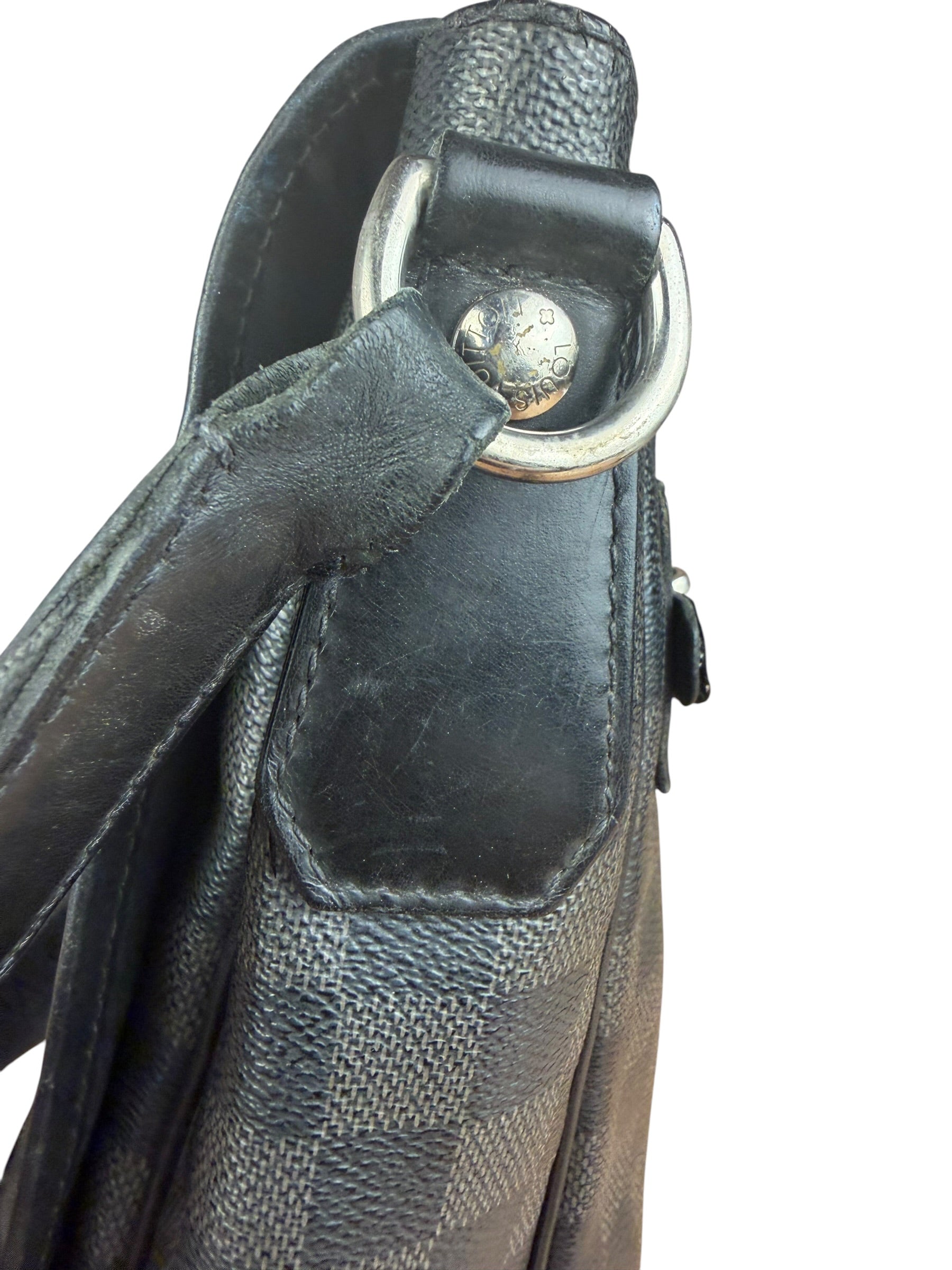 Louis Vuitton Leather Daniel Damier Graphite Messenger Bag