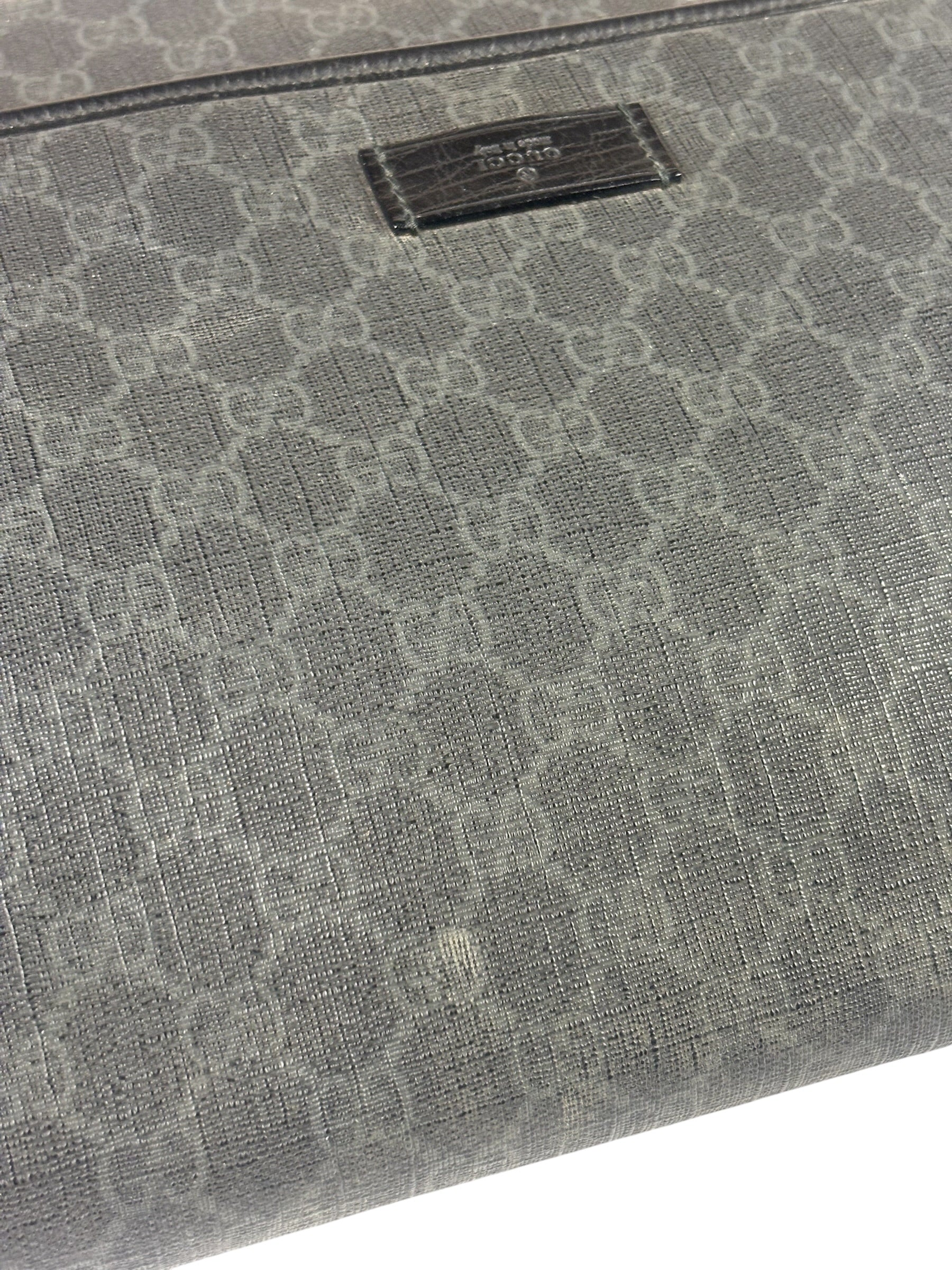 Gucci Grey/Black Leather GG Supreme Messenger Bag