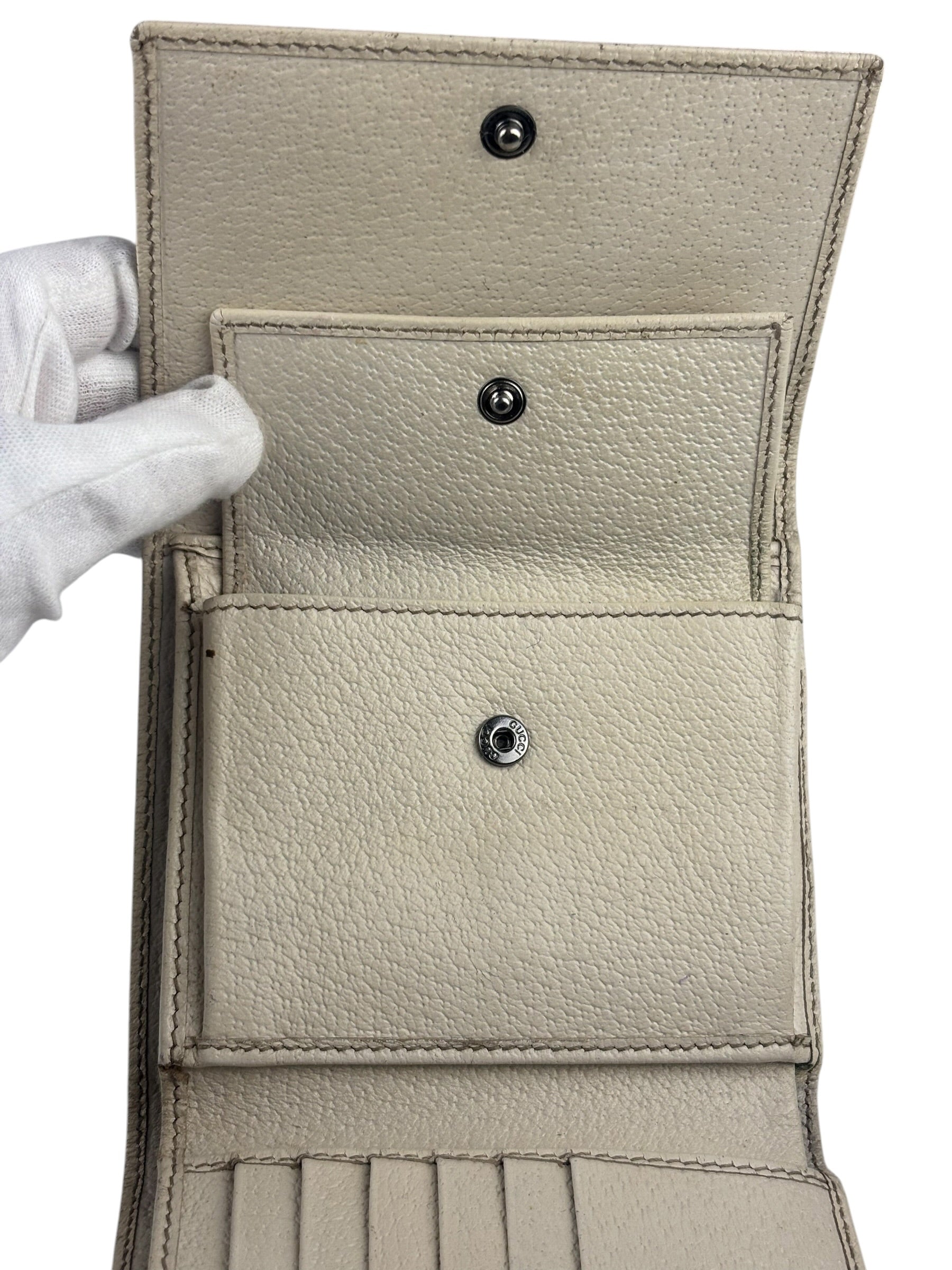 Gucci Vintage Leather Unisex Trifold Wallet