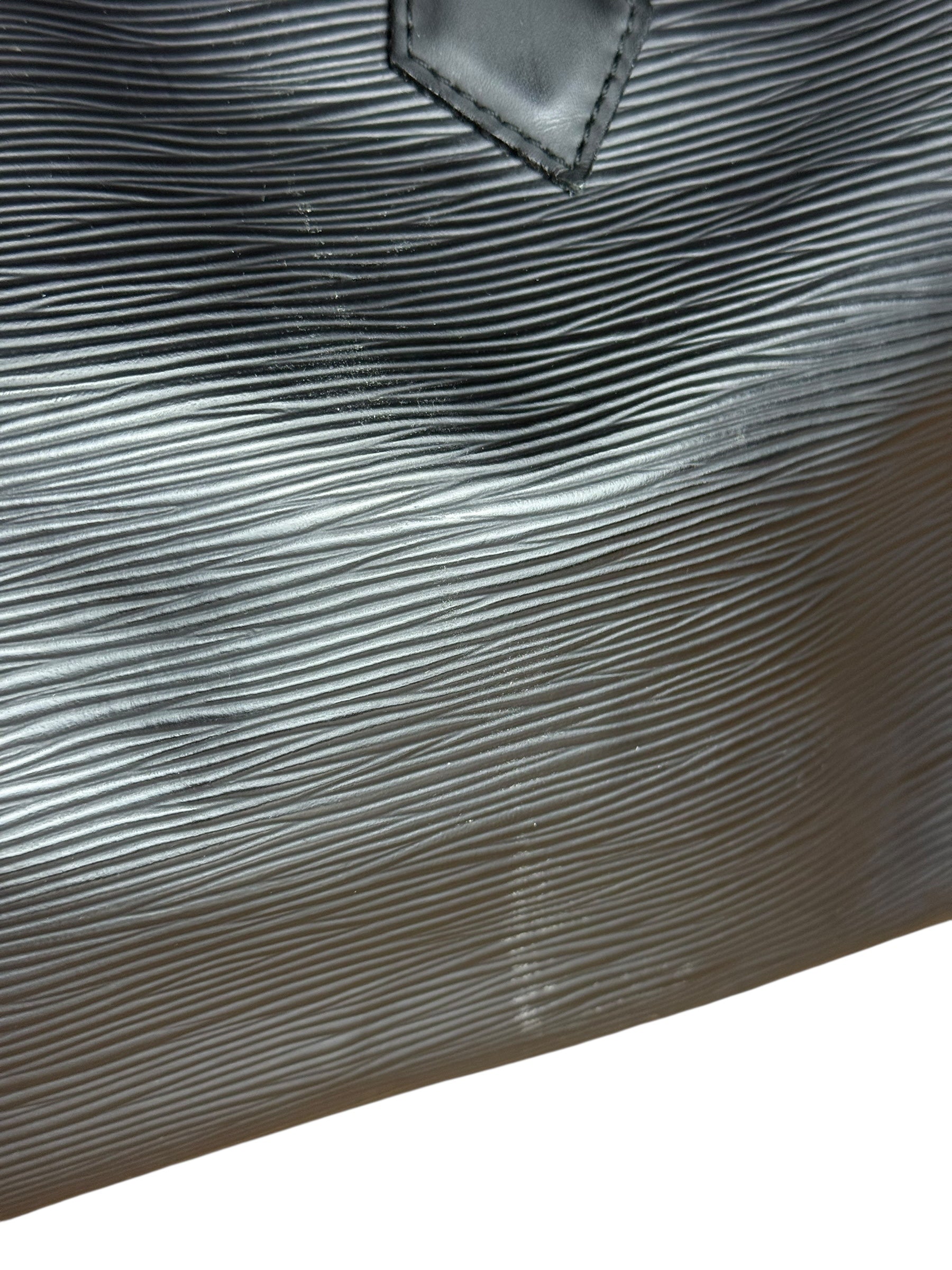 Louis Vuitton Black Epi Speedy 25